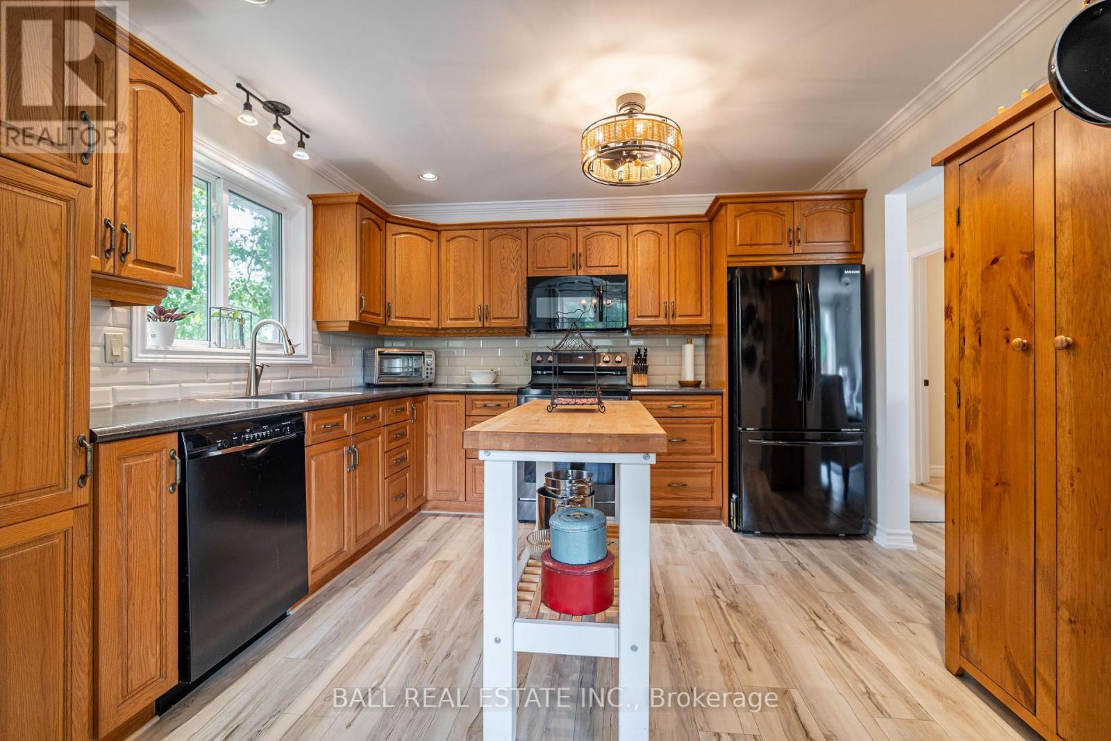 48 Head Street, Kawartha Lakes (Bobcaygeon), Ontario  K0M 1A0 - Photo 14 - X12512234