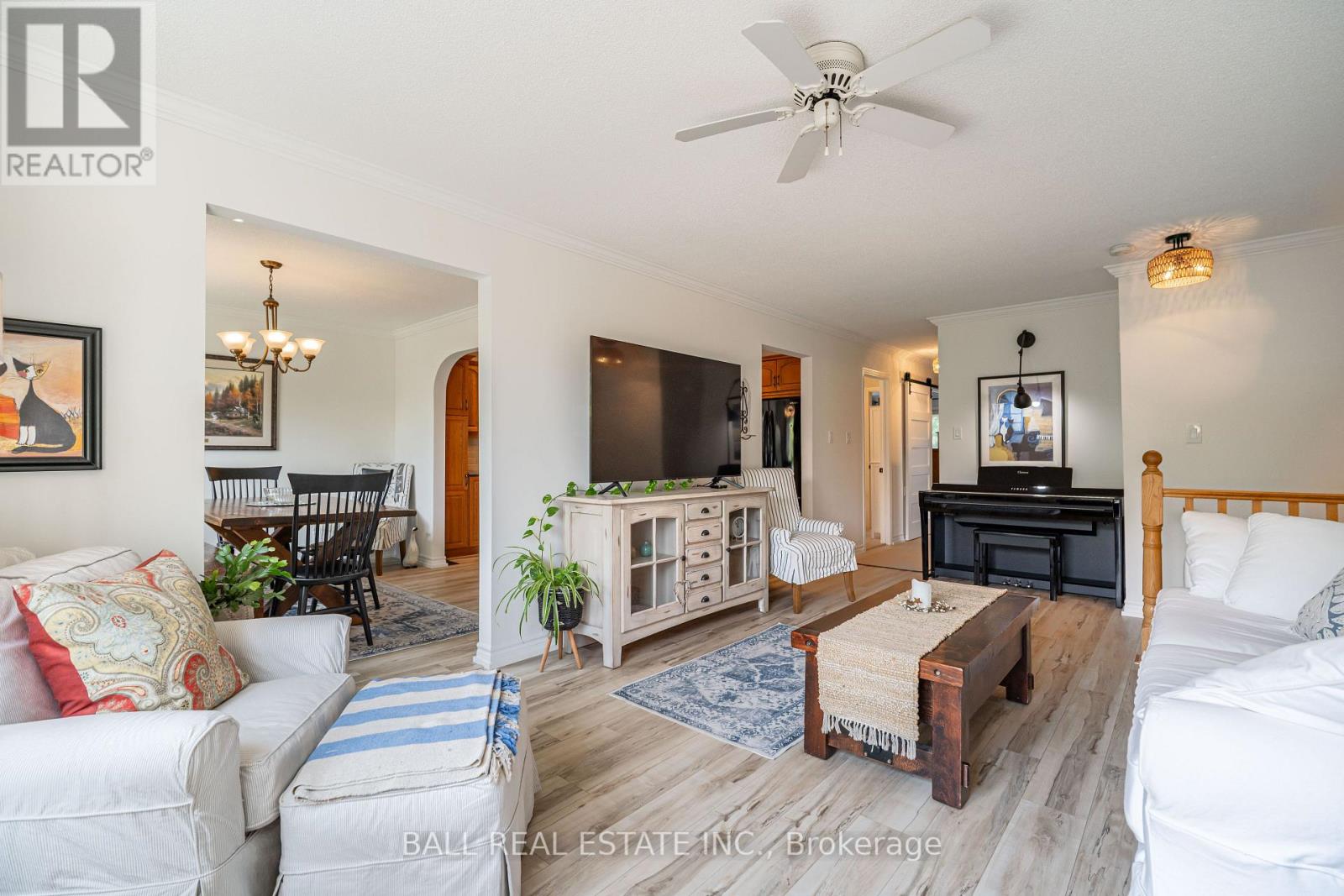 48 Head Street, Kawartha Lakes (Bobcaygeon), Ontario  K0M 1A0 - Photo 9 - X12512234