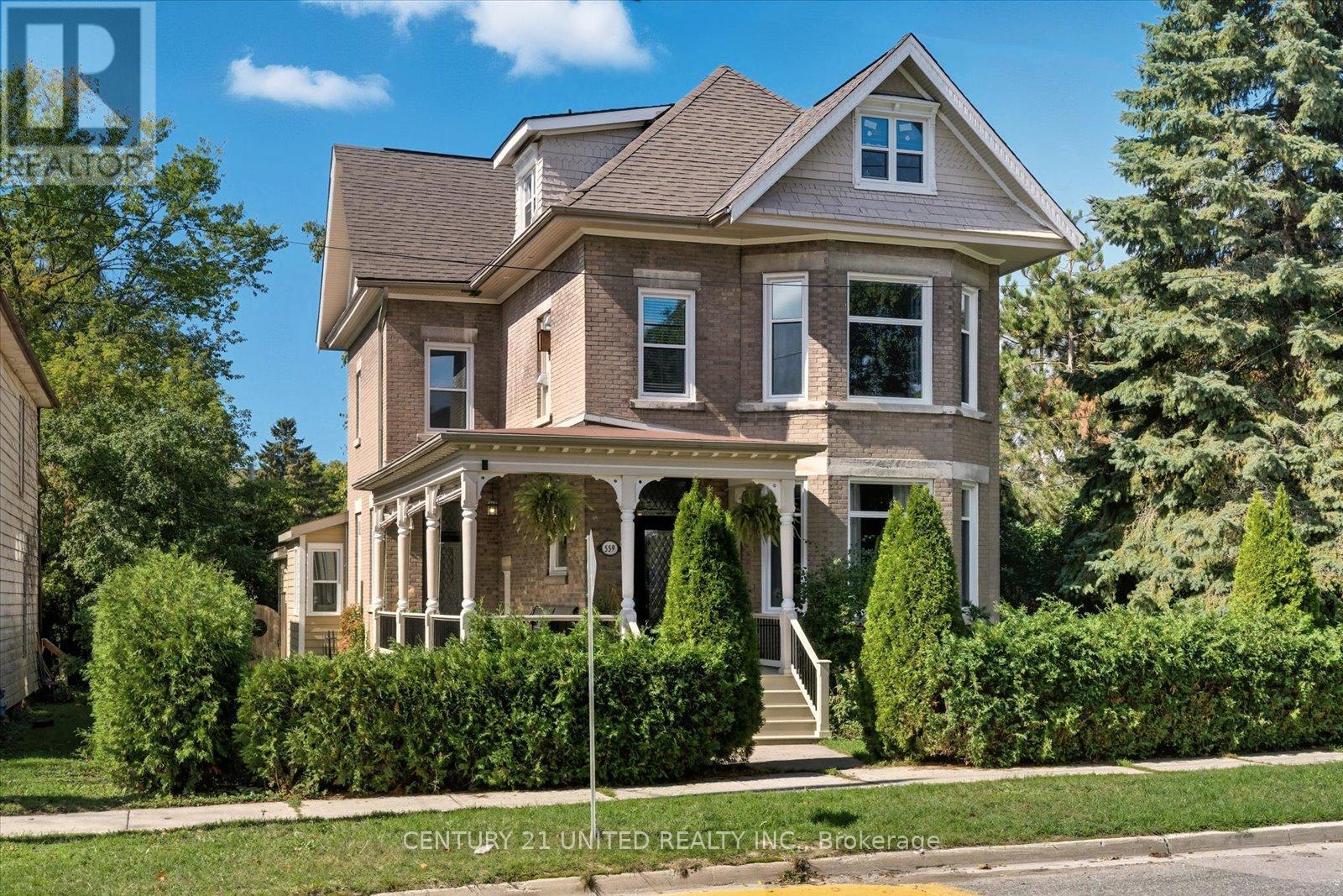 559 Downie Street, Peterborough, Ontario K9H 4J7 - Photo 1 - X12512238