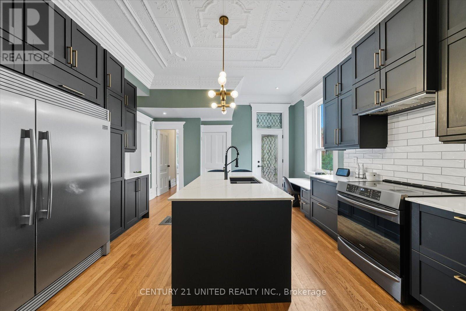 559 Downie Street, Peterborough, Ontario K9H 4J7 - Photo 14 - X12512238