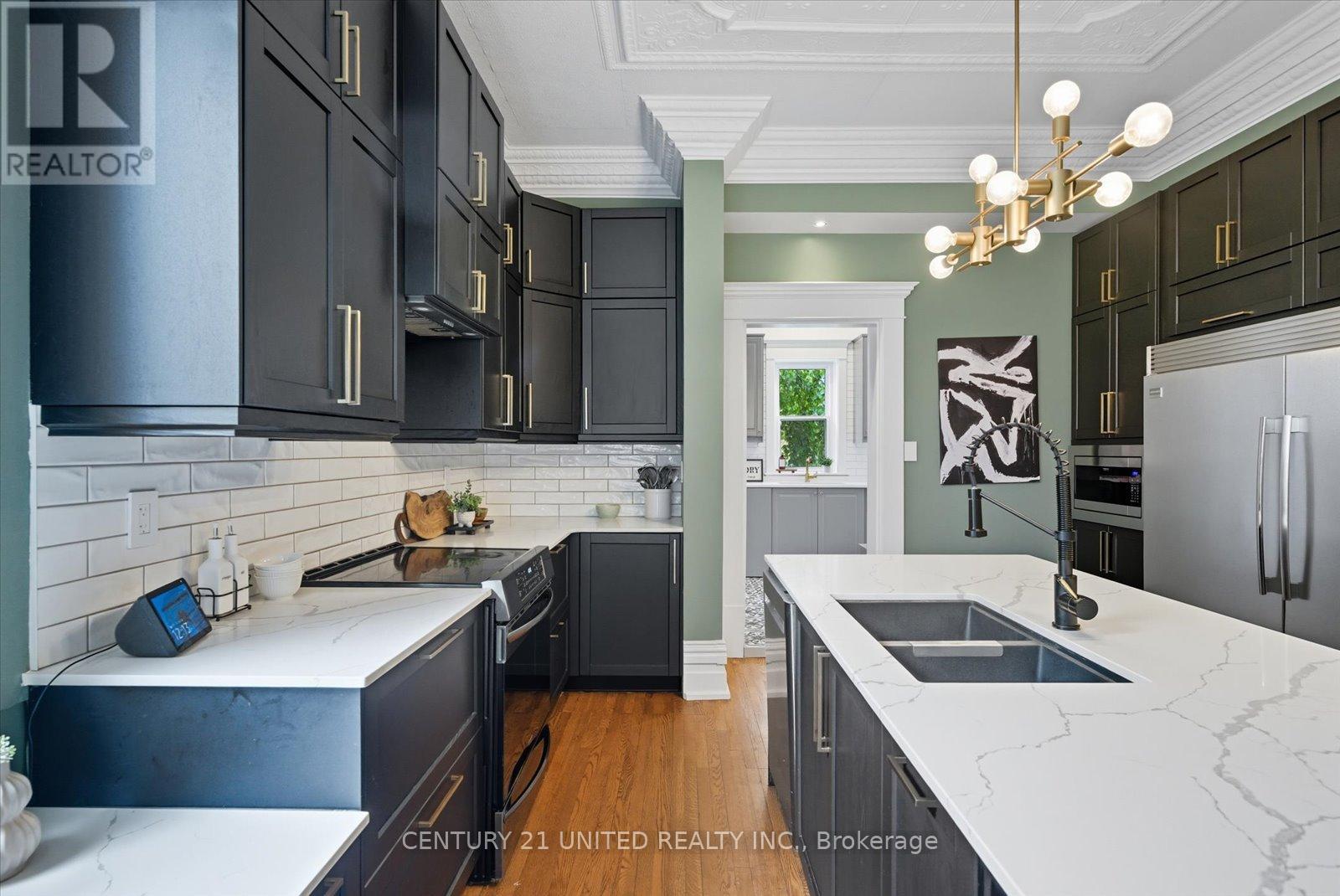 559 Downie Street, Peterborough, Ontario K9H 4J7 - Photo 16 - X12512238