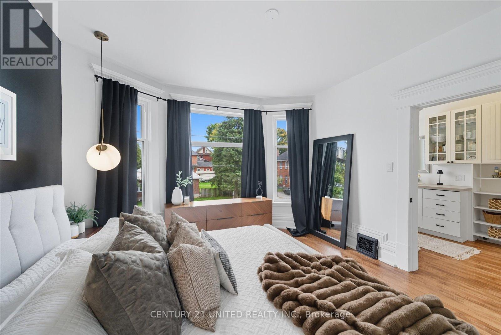 559 Downie Street, Peterborough, Ontario K9H 4J7 - Photo 23 - X12512238