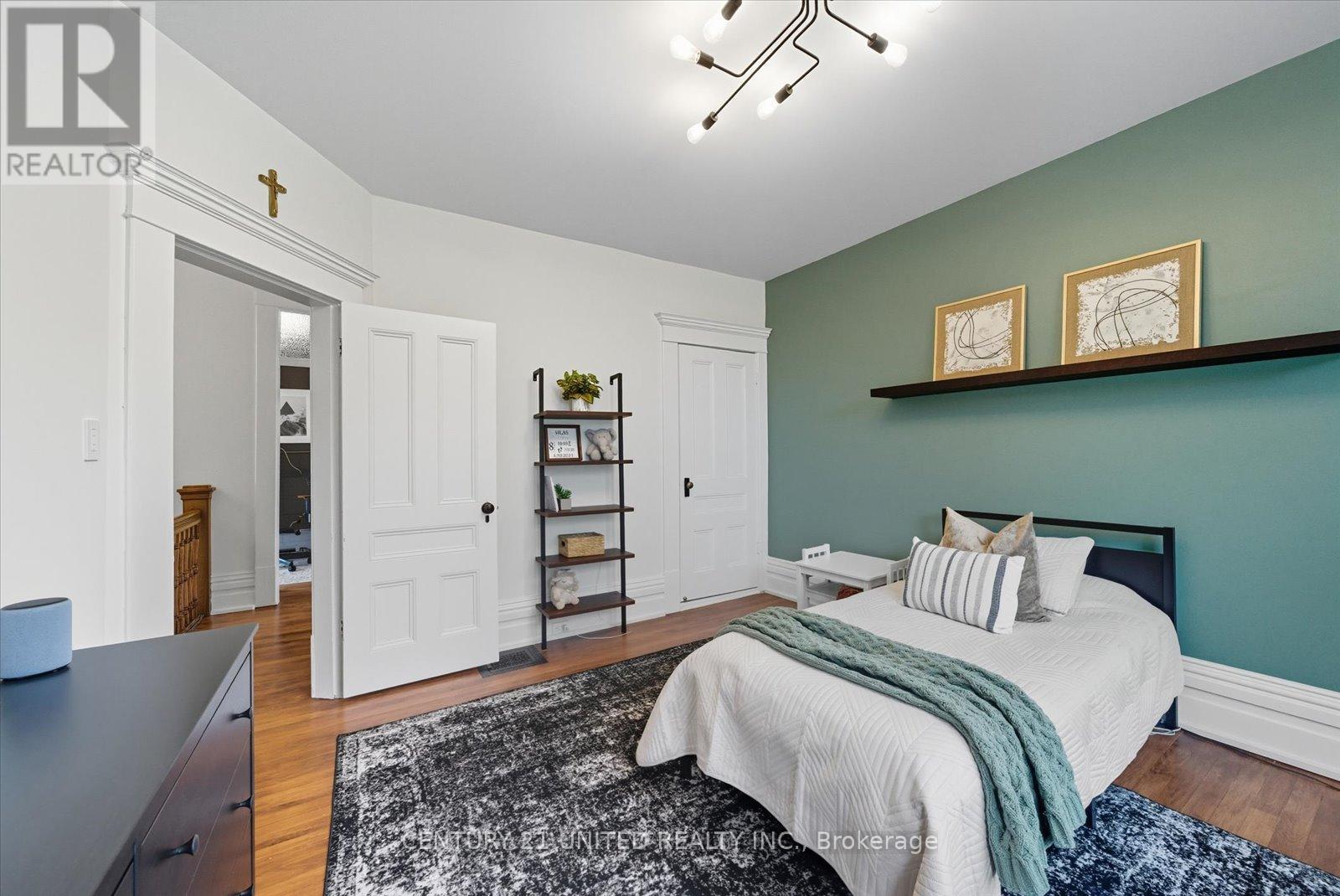 559 Downie Street, Peterborough, Ontario K9H 4J7 - Photo 30 - X12512238