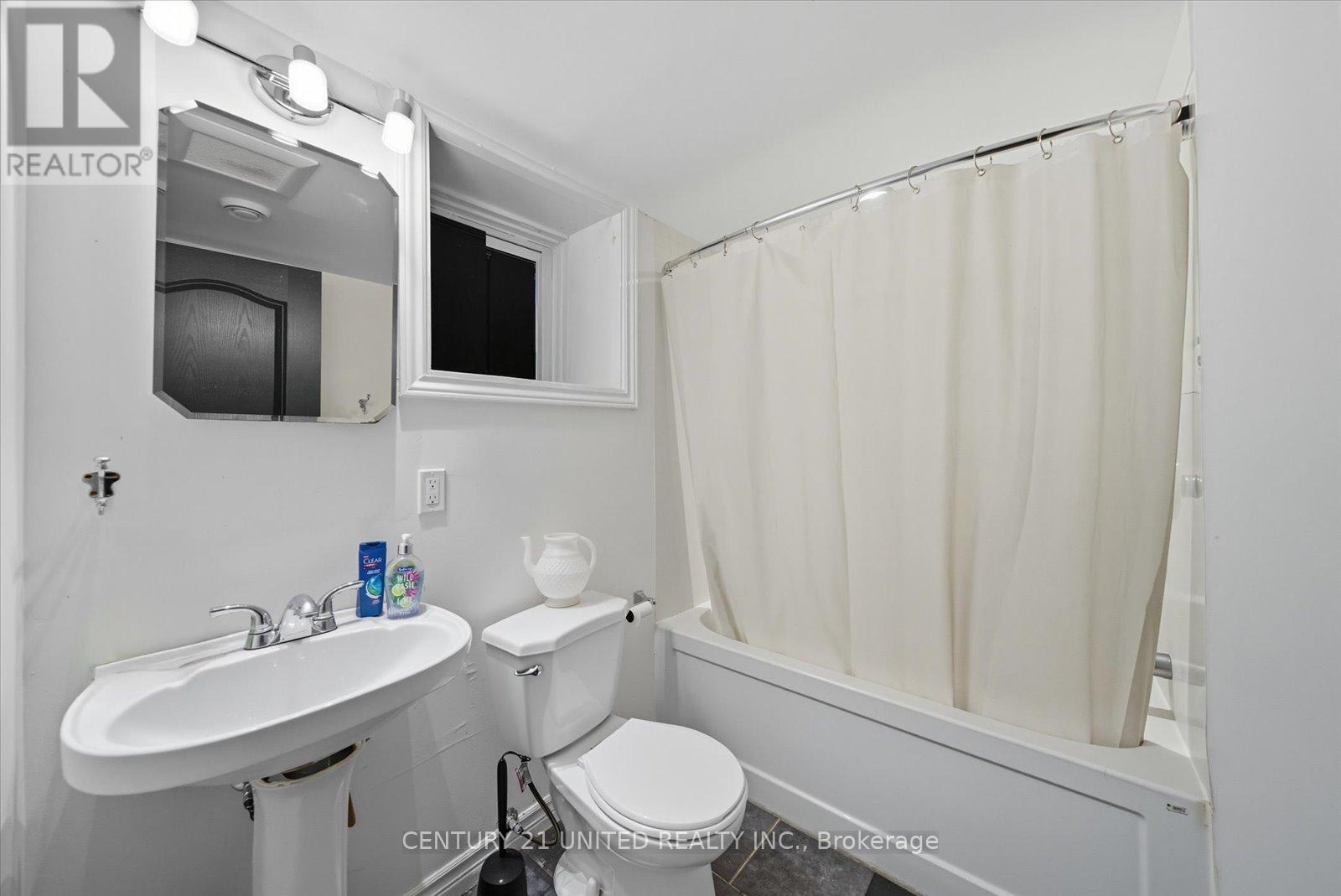 559 Downie Street, Peterborough, Ontario K9H 4J7 - Photo 42 - X12512238