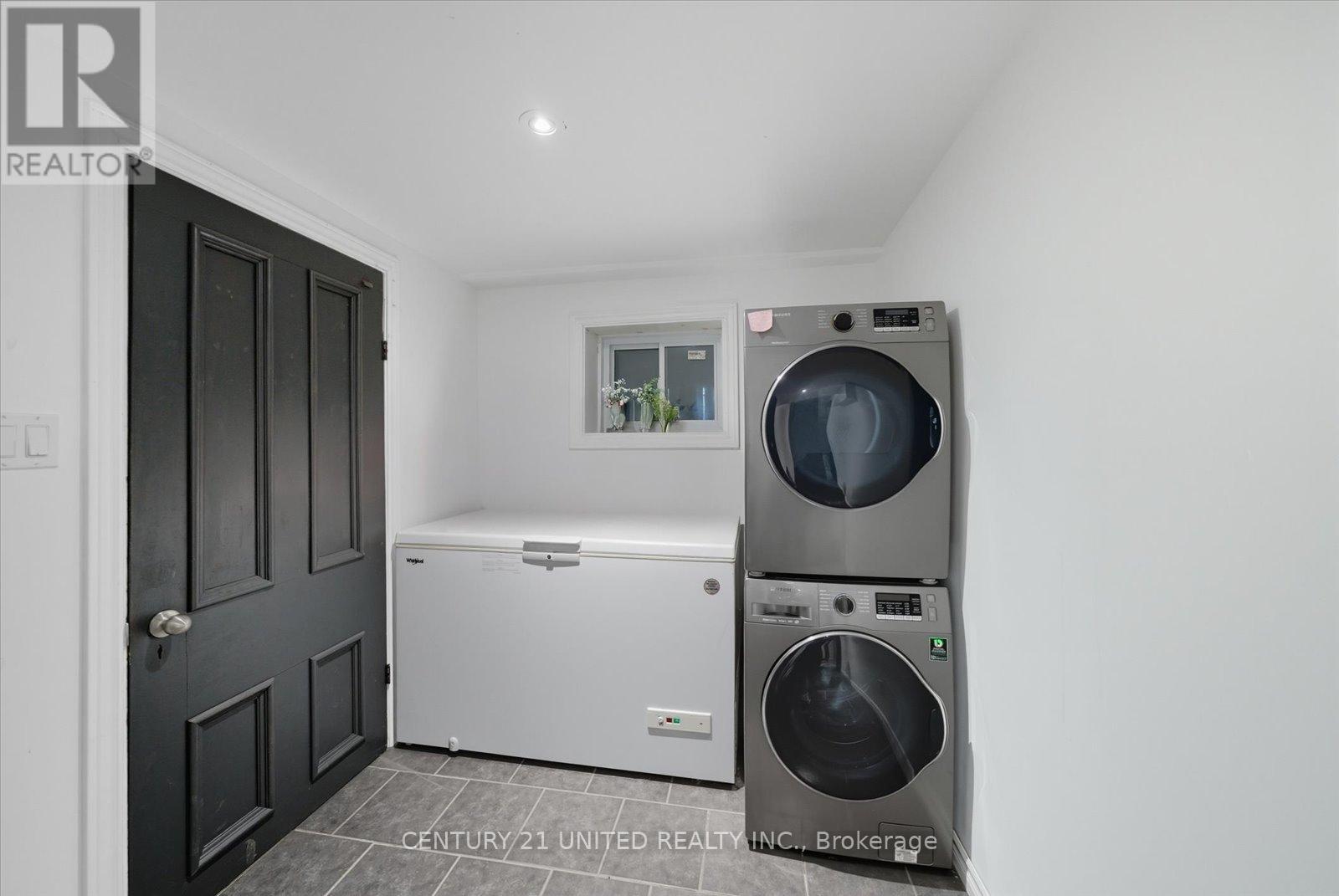 559 Downie Street, Peterborough, Ontario K9H 4J7 - Photo 43 - X12512238