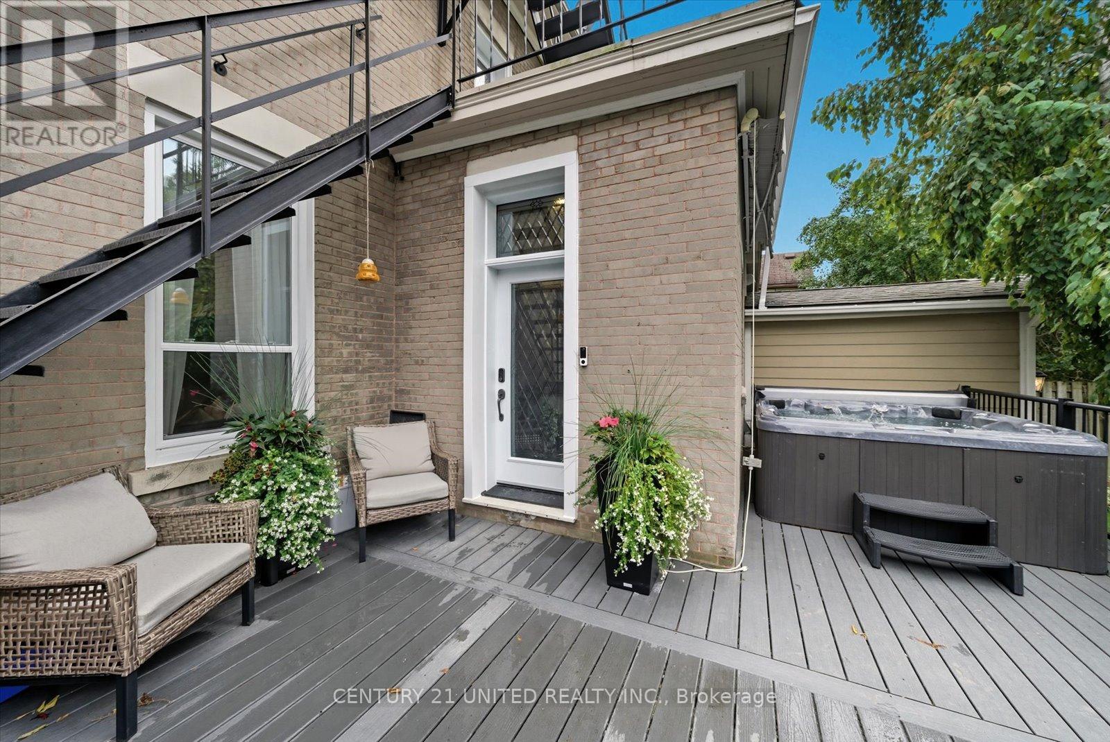 559 Downie Street, Peterborough, Ontario K9H 4J7 - Photo 46 - X12512238