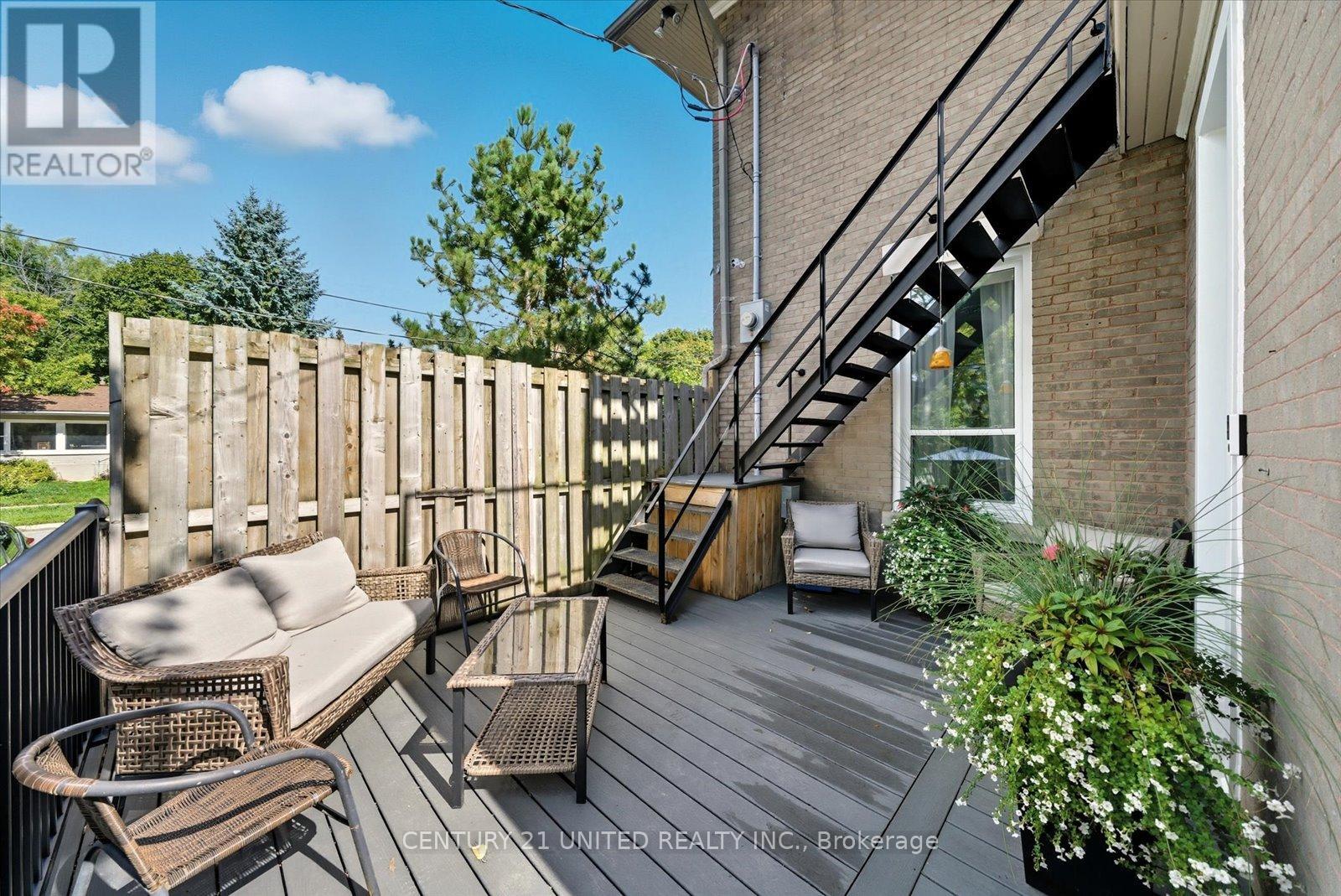 559 Downie Street, Peterborough, Ontario K9H 4J7 - Photo 49 - X12512238