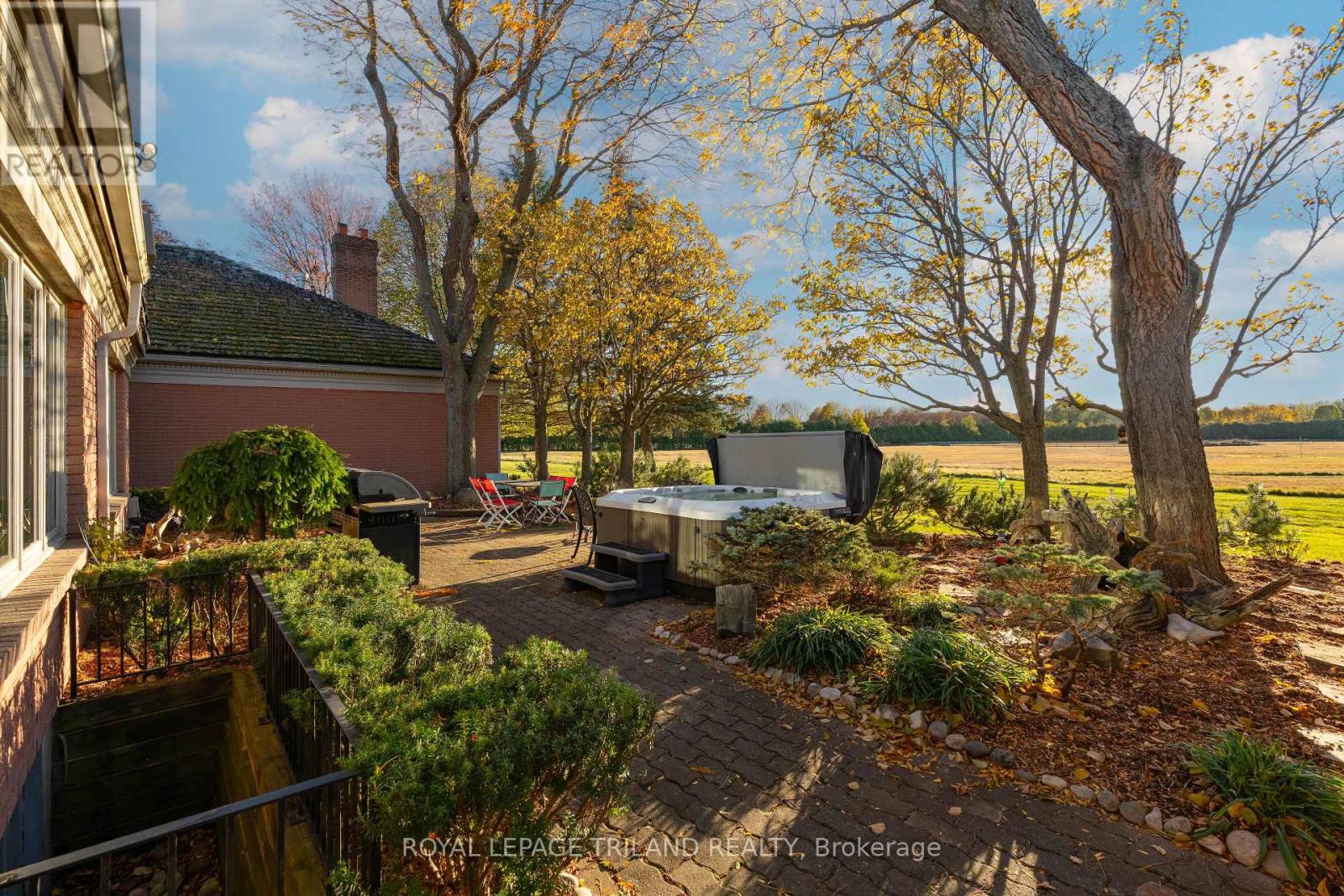 1024 Hunt Club Mews, London North (North L), Ontario  N6H 4R7 - Photo 38 - X12512270