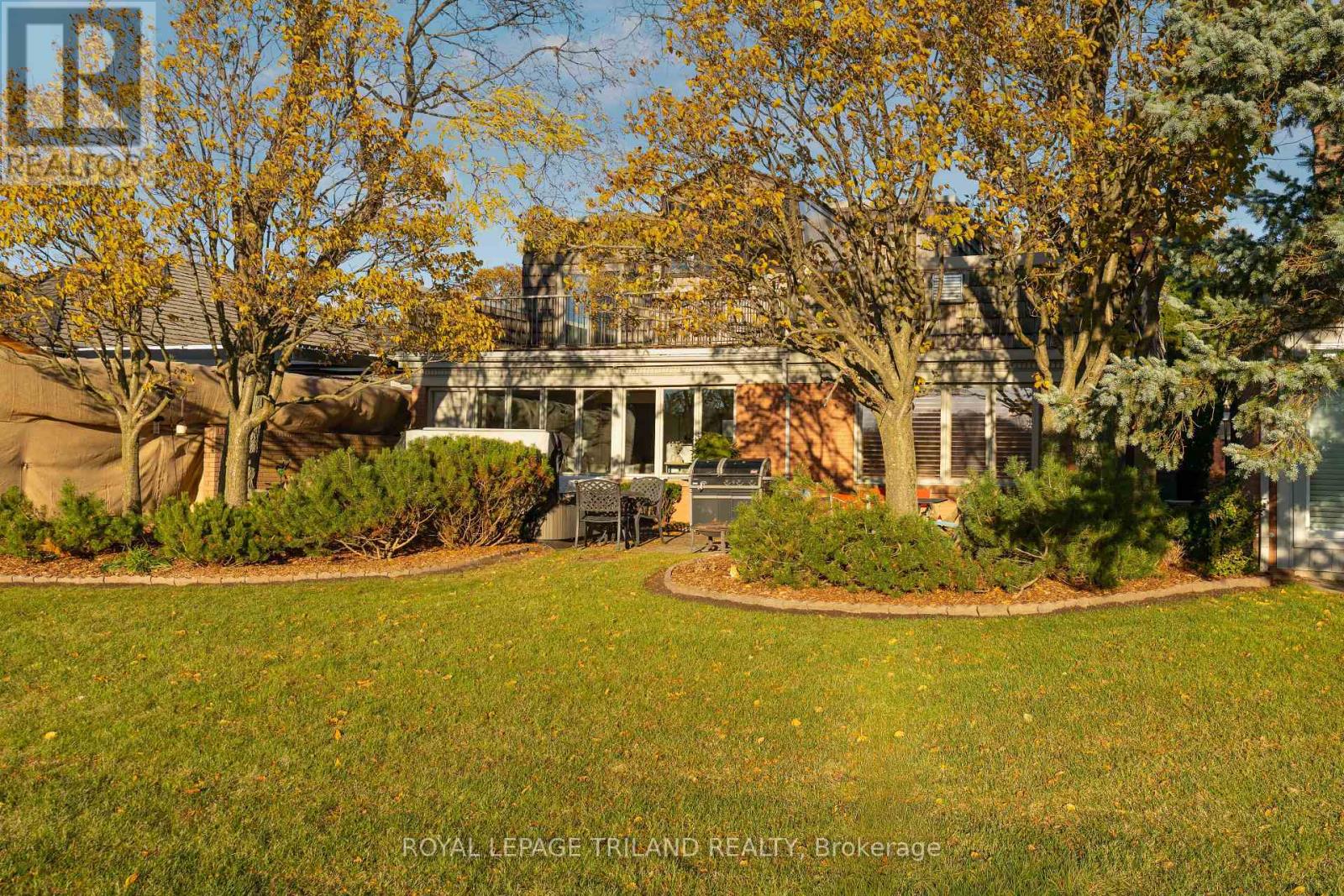 1024 Hunt Club Mews, London North (North L), Ontario  N6H 4R7 - Photo 42 - X12512270