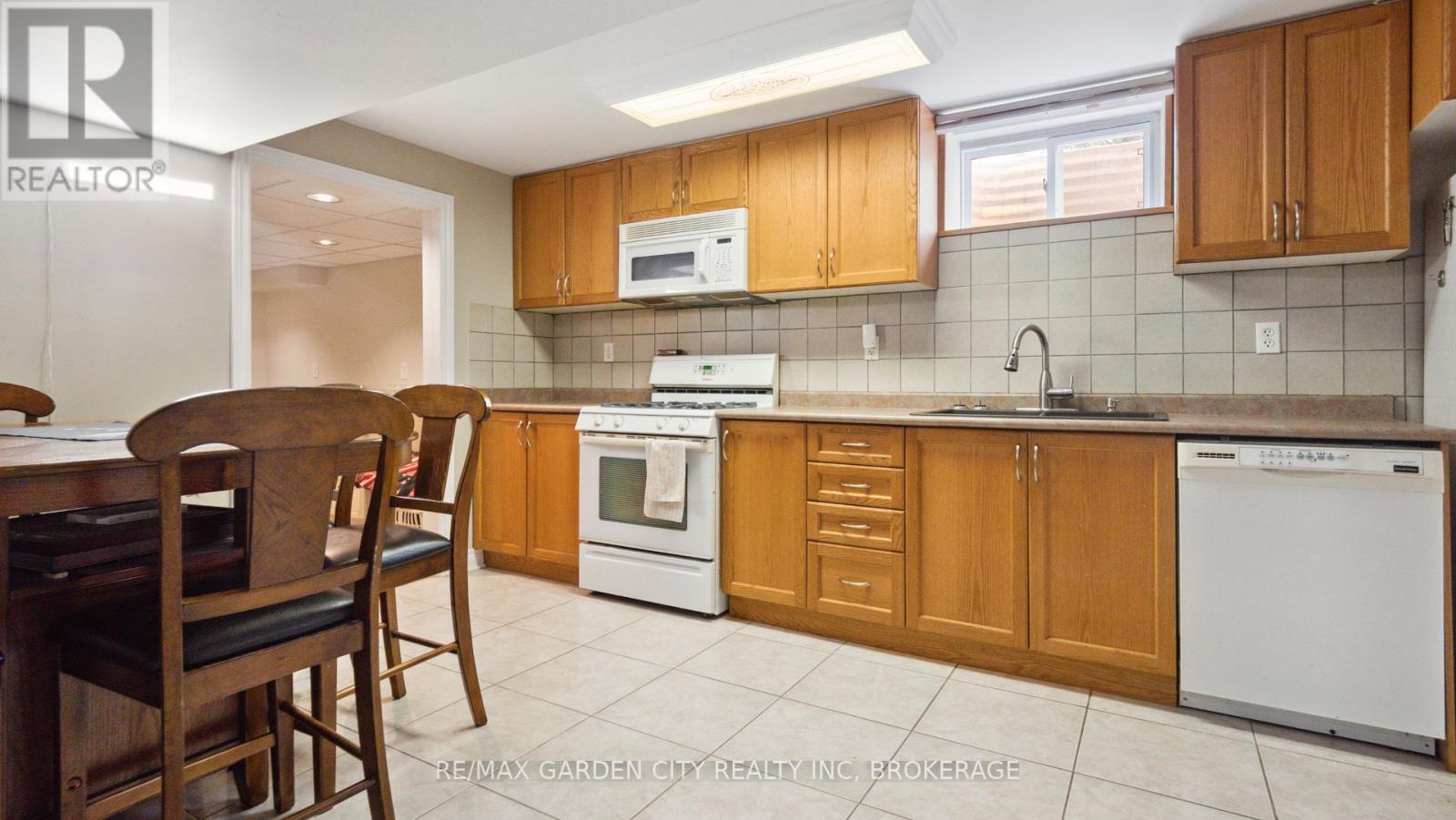 6276 Moretta Drive, Niagara Falls, Ontario L2J 4H4 - Photo 18 - X12377798