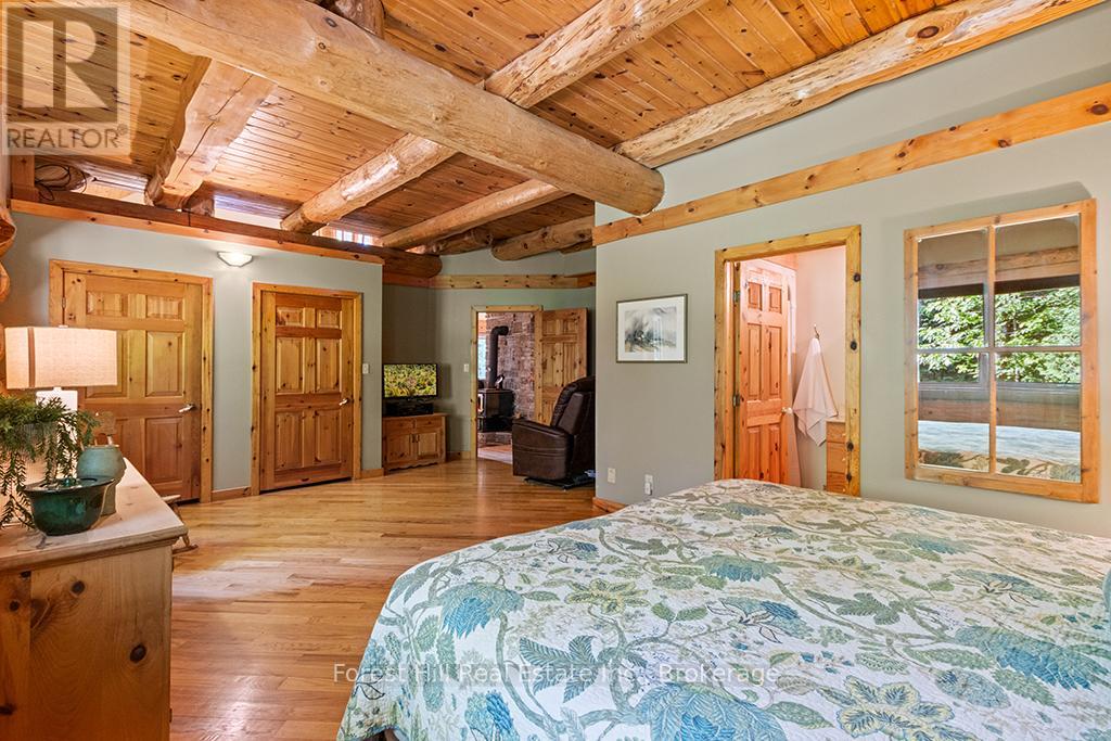 520251 Thistlewood Road, West Grey, Ontario N0C 1H0 - Photo 20 - X12421346