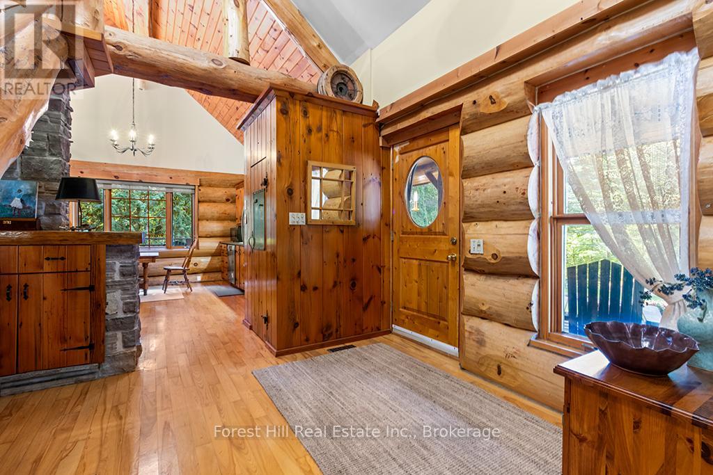 520251 Thistlewood Road, West Grey, Ontario N0C 1H0 - Photo 5 - X12421346