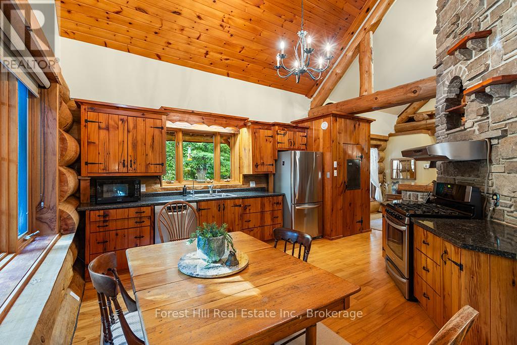 520251 Thistlewood Road, West Grey, Ontario N0C 1H0 - Photo 7 - X12421346