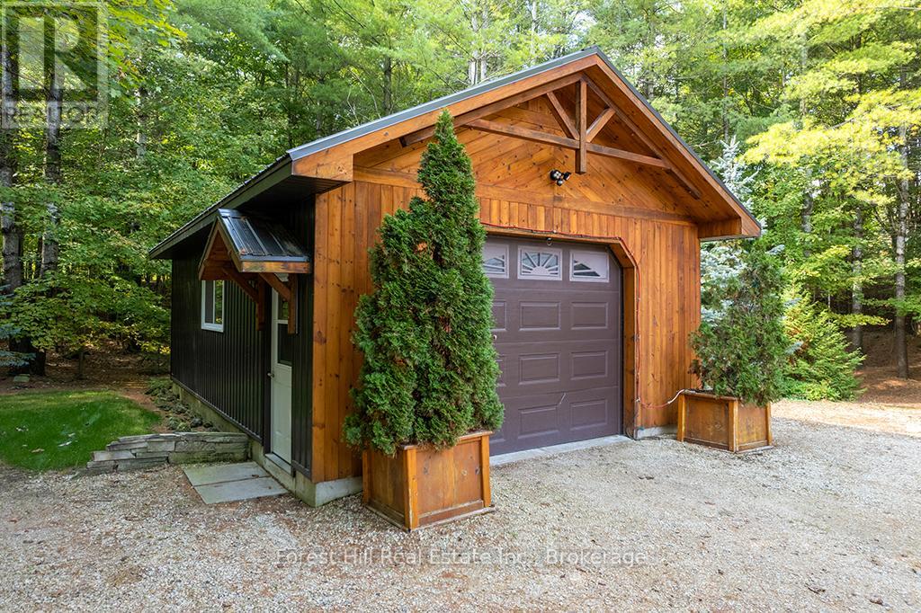 520251 Thistlewood Road, West Grey, Ontario N0C 1H0 - Photo 49 - X12421346