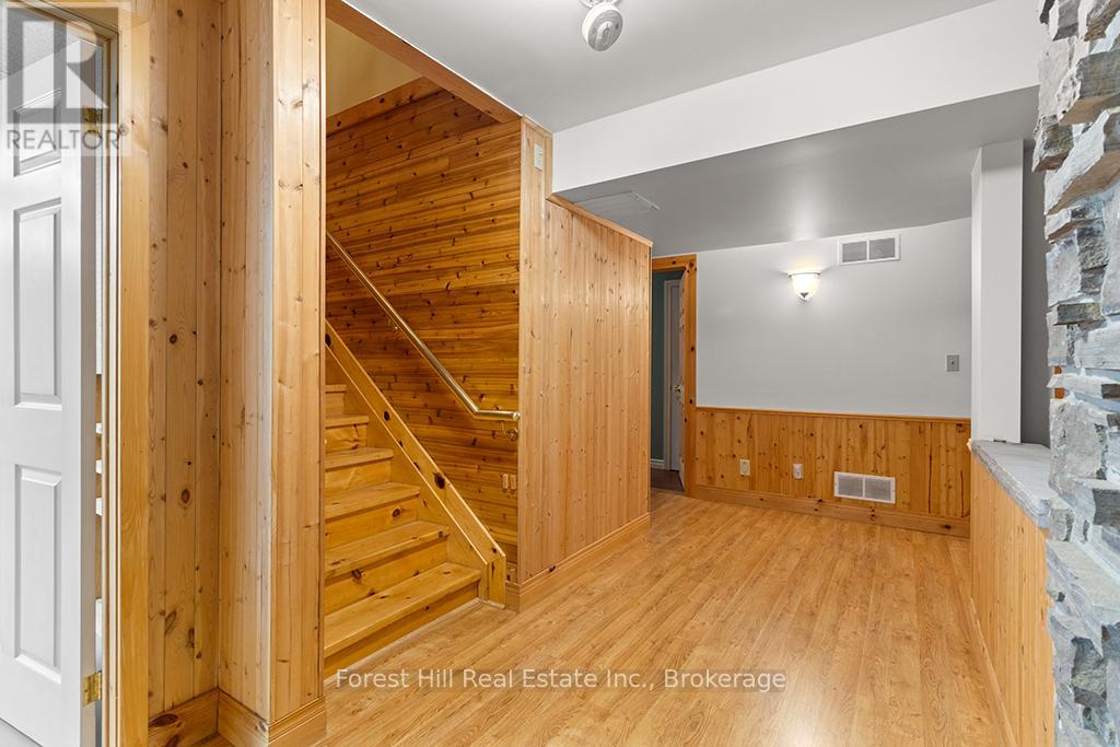 520251 Thistlewood Road, West Grey, Ontario N0C 1H0 - Photo 32 - X12421346