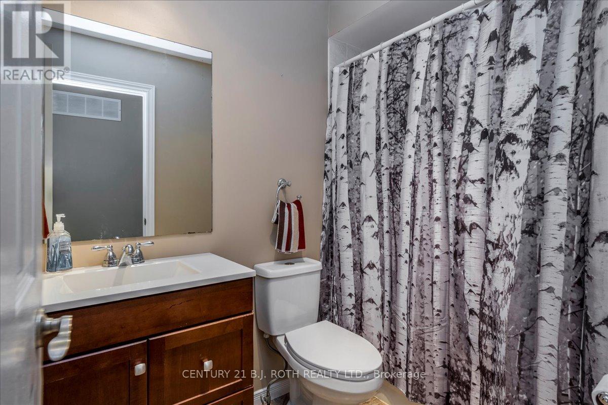 1082 Kensington Street, Innisfil, Ontario  L9S 1V1 - Photo 17 - N12511964