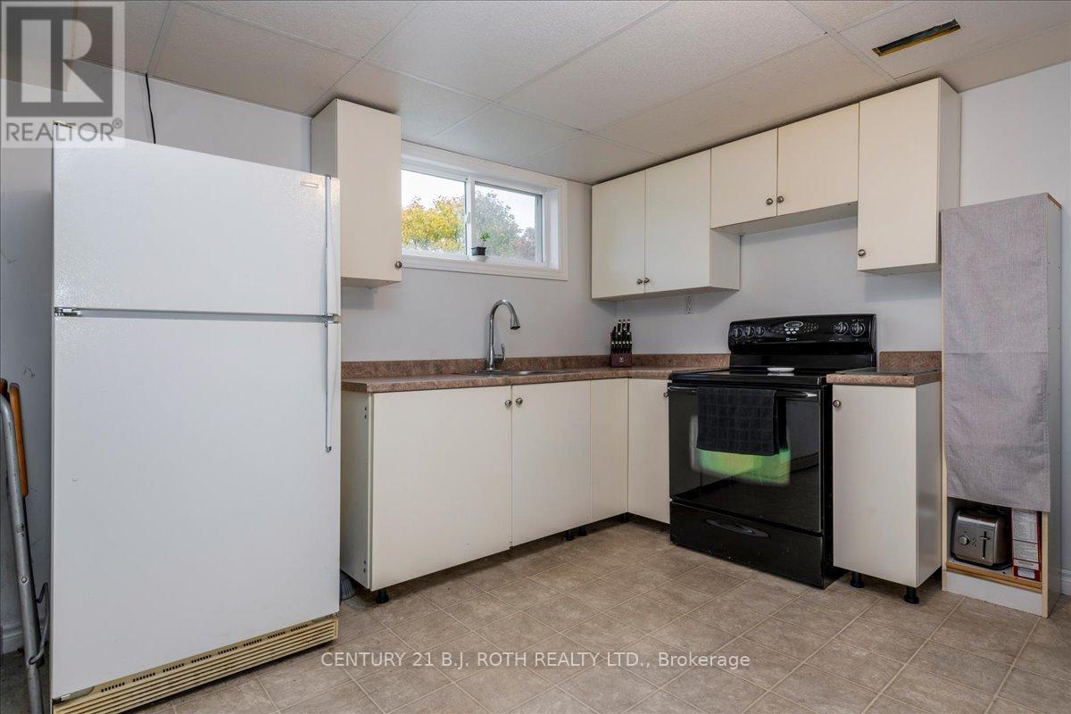 1082 Kensington Street, Innisfil, Ontario  L9S 1V1 - Photo 22 - N12511964