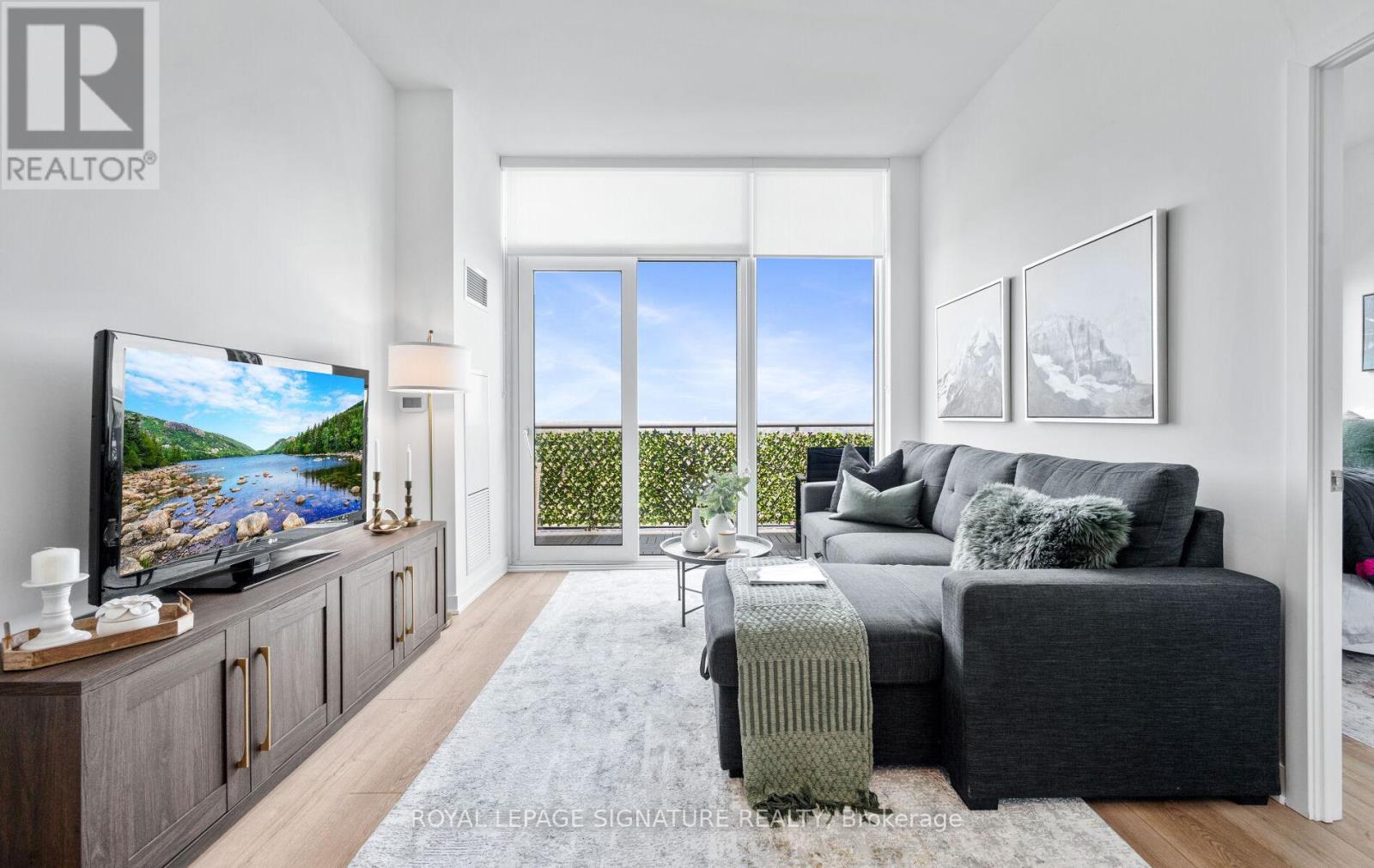 Ph07 - 105 Oneida Crescent, Richmond Hill, Ontario  L4B 0H6 - Photo 3 - N12511990