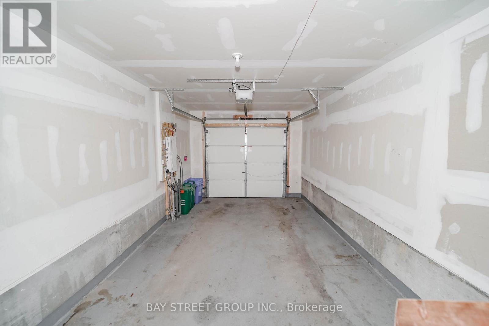 12 Adam Sellers Street, Markham, Ontario  L6B 1N2 - Photo 5 - N12512048