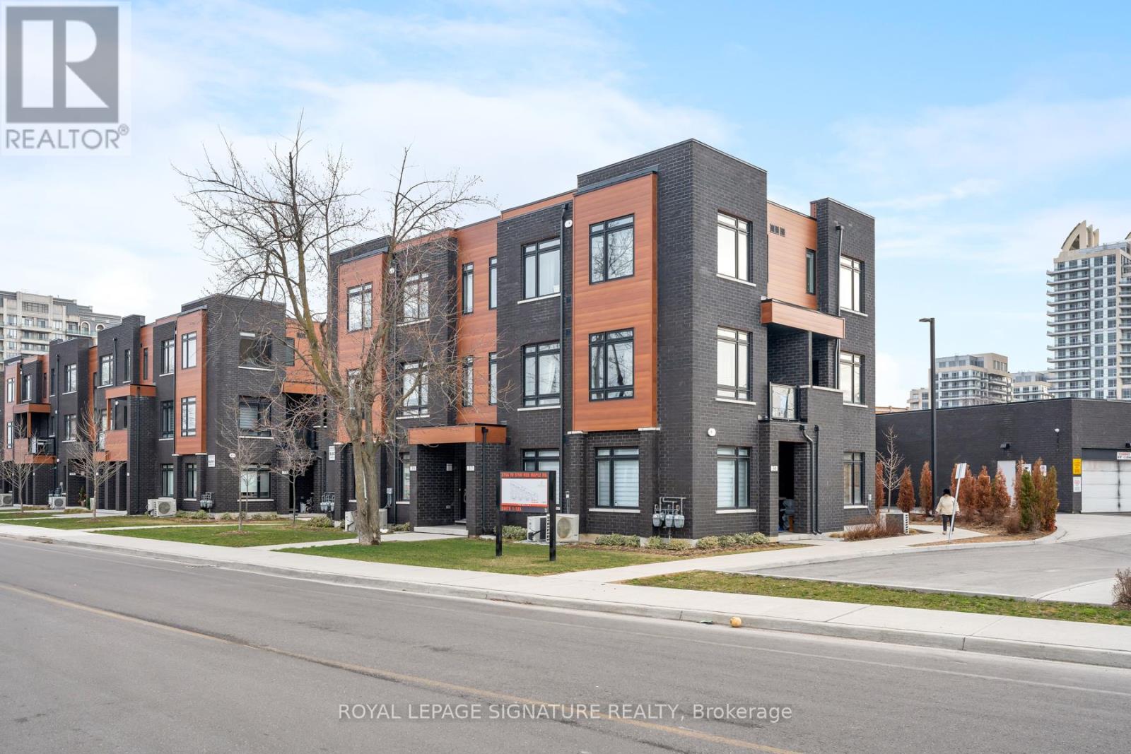 55 - 370 RED MAPLE ROAD, Richmond Hill, Ontario