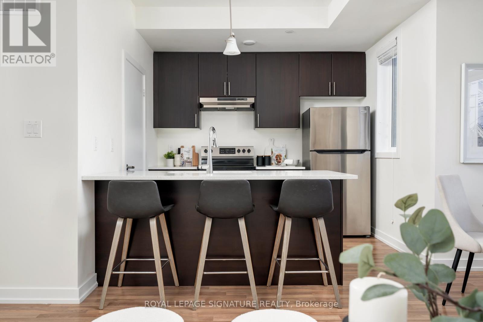 55 - 370 Red Maple Road, Richmond Hill, Ontario  L4C 6P5 - Photo 3 - N12512056