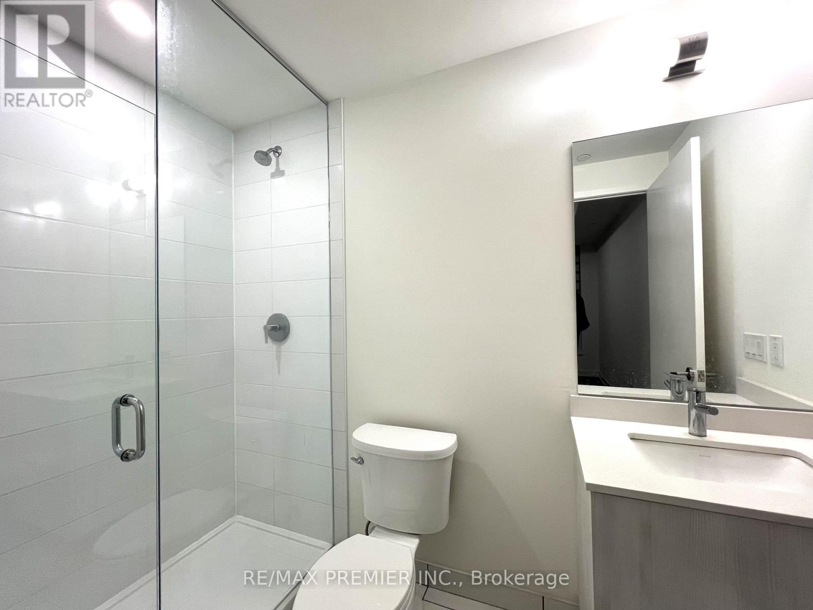 926 - 2 David Eyer Road, Richmond Hill, Ontario  L4S 0N6 - Photo 8 - N12512094