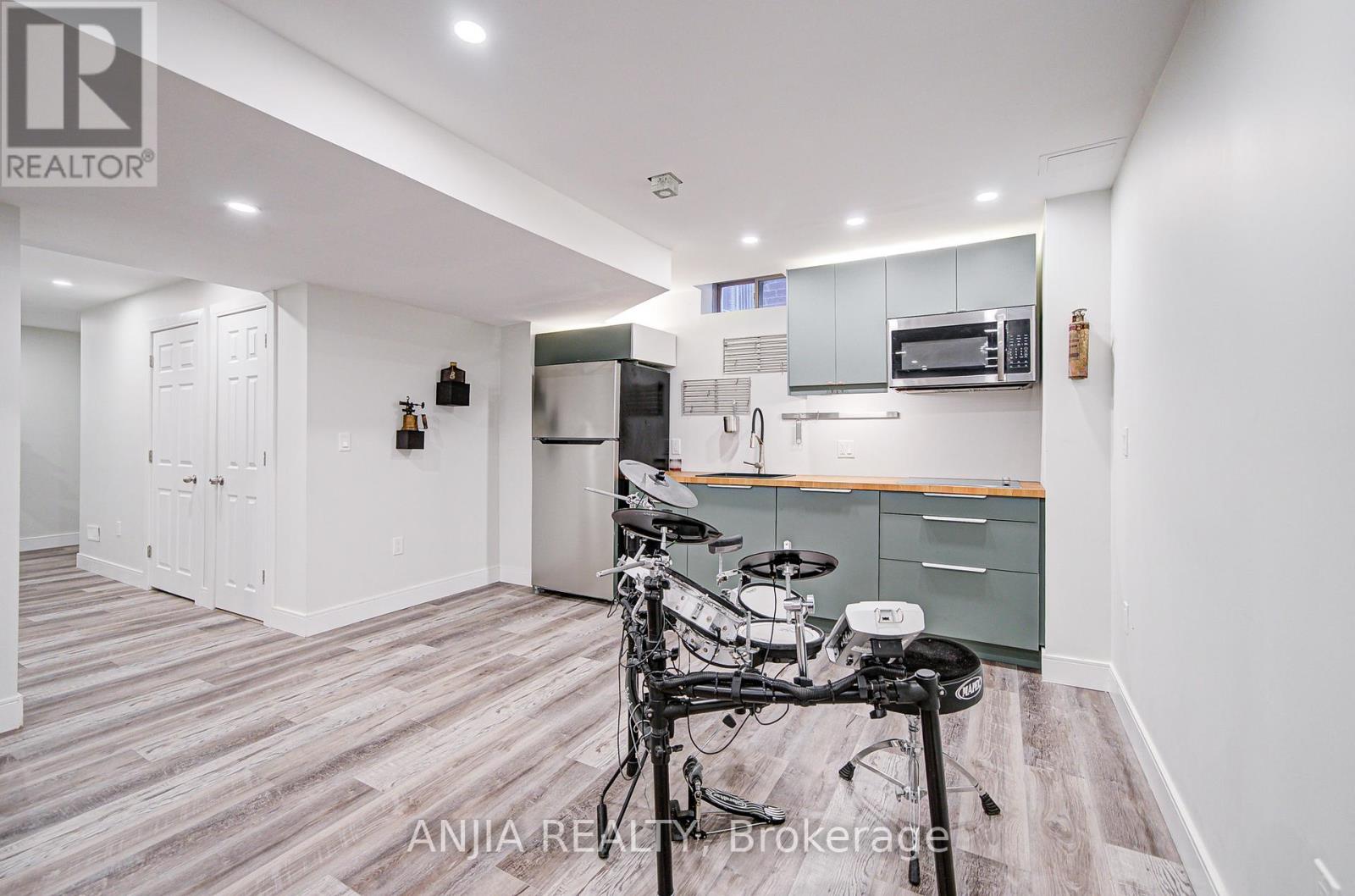 96 Brock Avenue, Markham, Ontario  L6C 0S7 - Photo 37 - N12512138