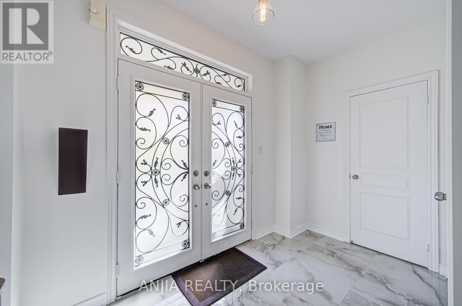 96 Brock Avenue, Markham, Ontario  L6C 0S7 - Photo 9 - N12512138