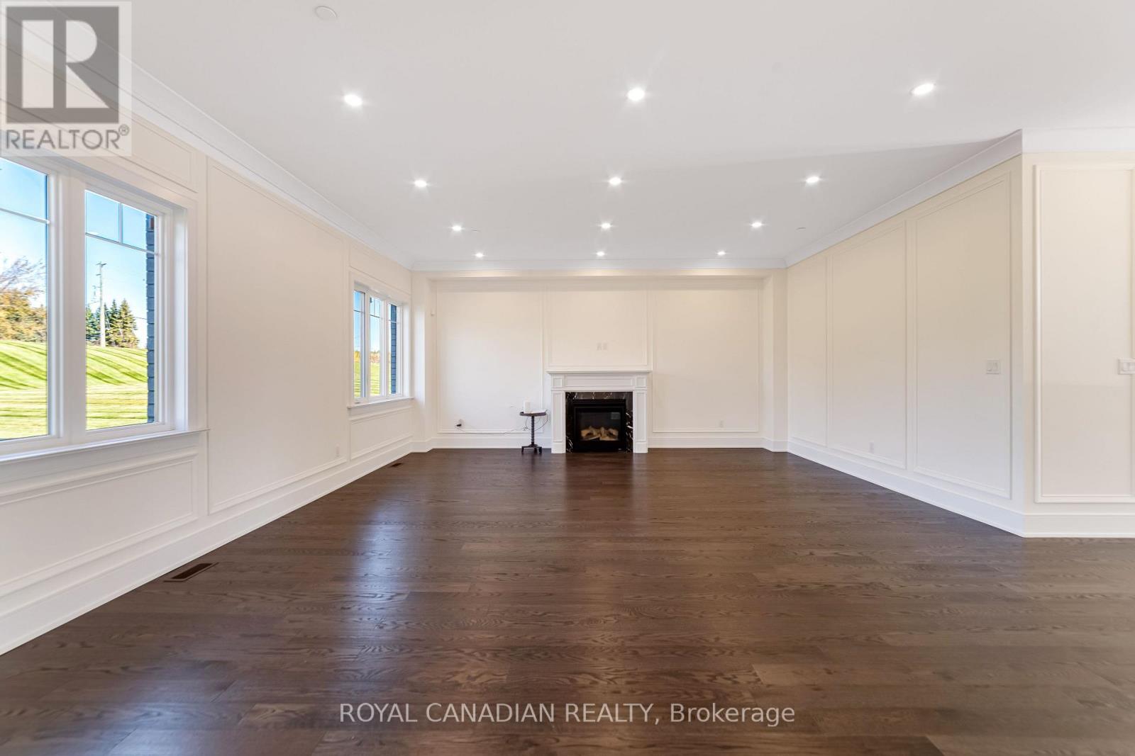 50 Maxson Lane, Whitchurch-Stouffville, Ontario  L4A 5G5 - Photo 14 - N12512140