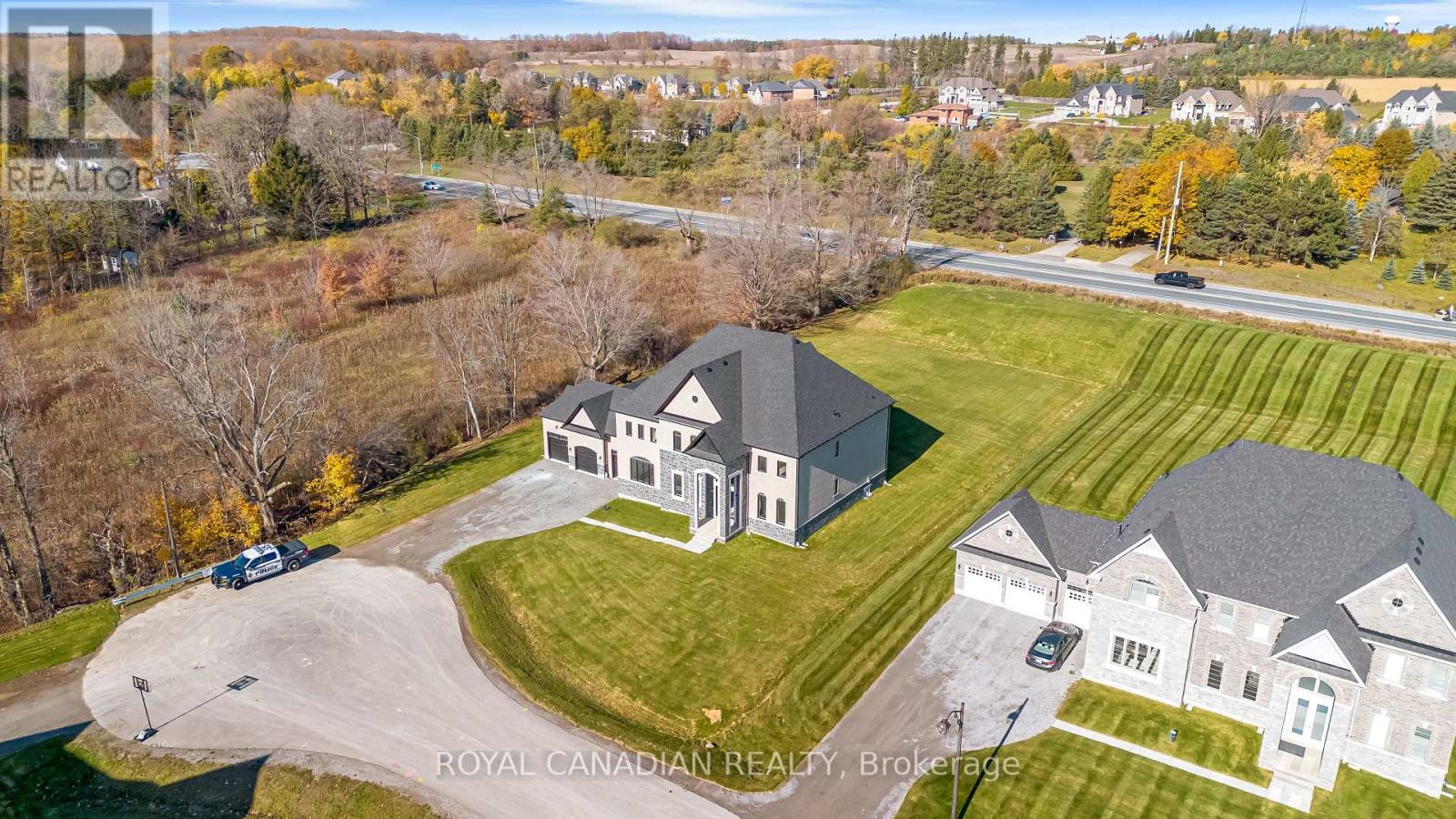 50 Maxson Lane, Whitchurch-Stouffville, Ontario  L4A 5G5 - Photo 2 - N12512140