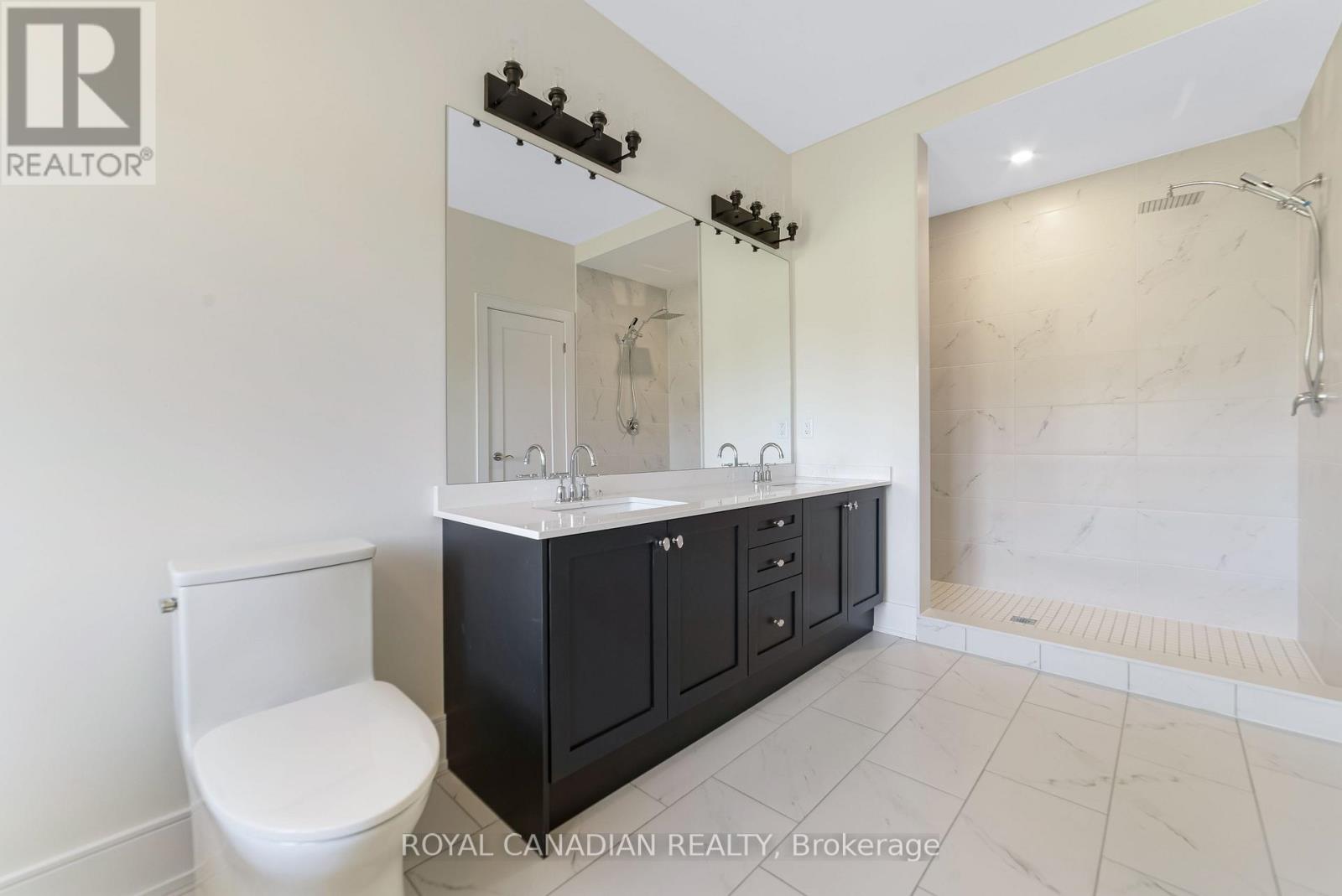 50 Maxson Lane, Whitchurch-Stouffville, Ontario  L4A 5G5 - Photo 32 - N12512140