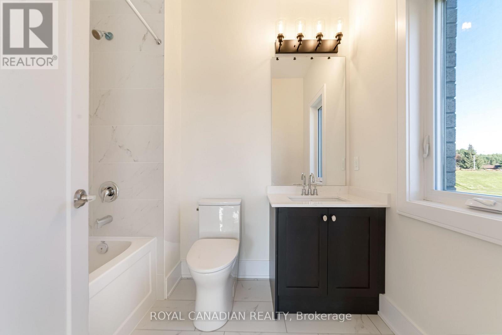 50 Maxson Lane, Whitchurch-Stouffville, Ontario  L4A 5G5 - Photo 41 - N12512140