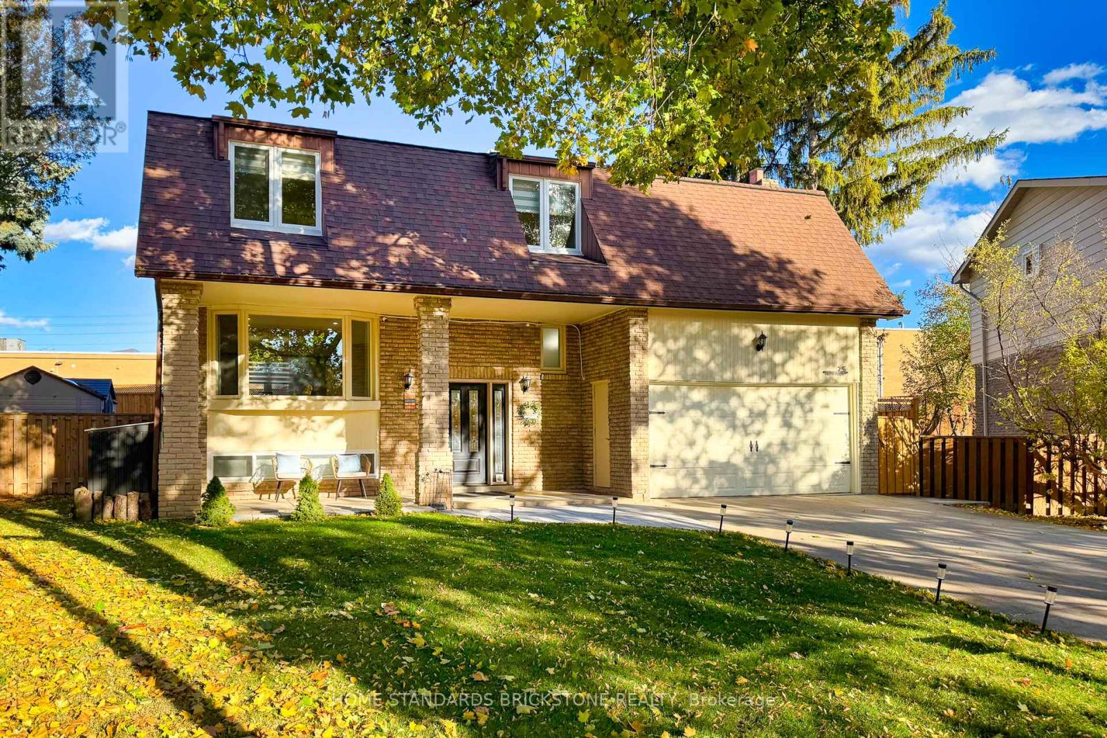 25 Hester Court, Markham, Ontario  L3T 3K4 - Photo 4 - N12512158