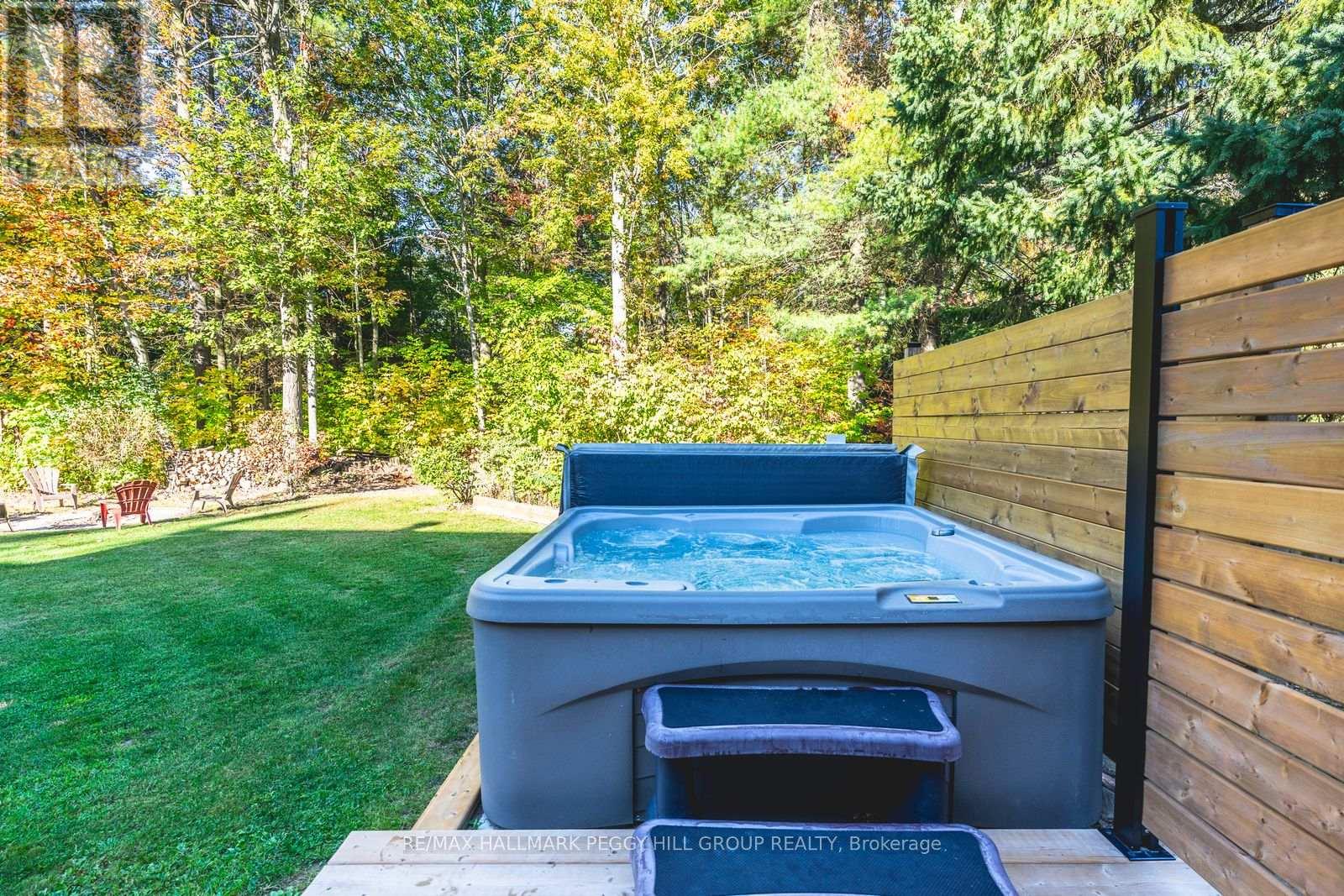 1096 Sunnidale Road, Springwater, Ontario  L9X 0R9 - Photo 24 - S12511982