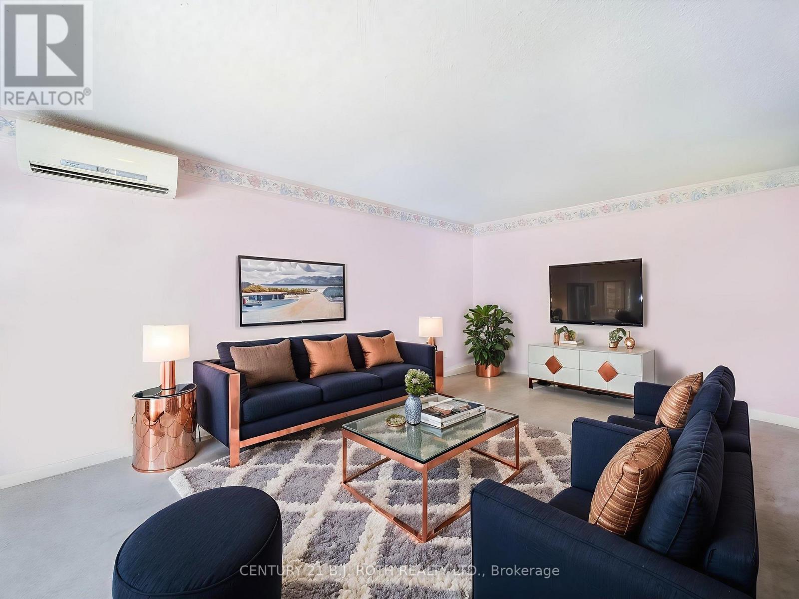 62 Tamarack Drive, Oro-Medonte, Ontario  L0L 1T0 - Photo 5 - S12512128