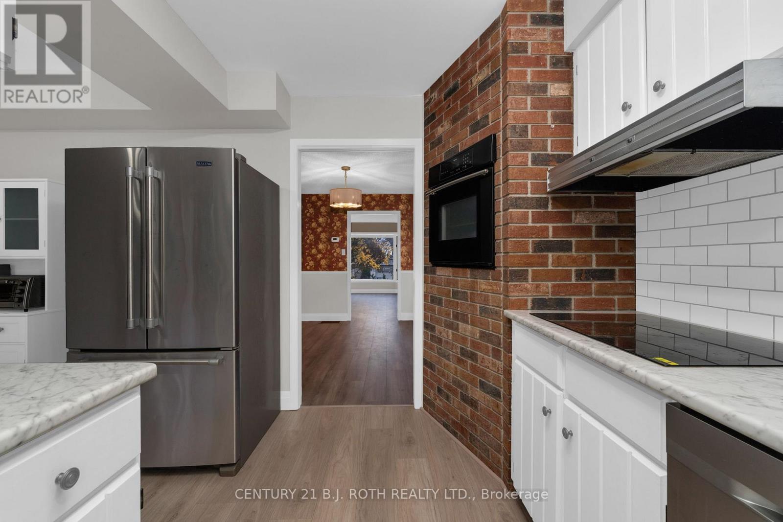 4 White Pine Place, Barrie (Codrington), Ontario  L4M 5L7 - Photo 10 - S12512182