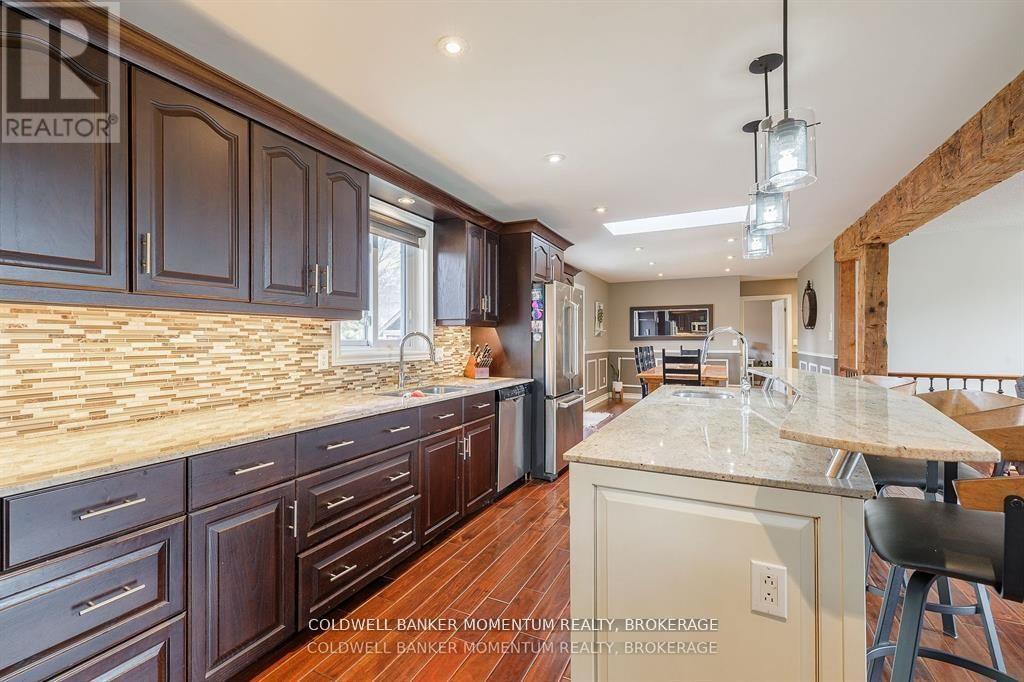 719 Welland Road, Pelham (Fenwick), Ontario  L0S 1C0 - Photo 13 - X12512230