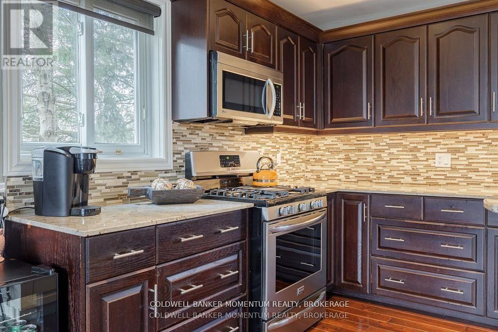 719 Welland Road, Pelham (Fenwick), Ontario  L0S 1C0 - Photo 14 - X12512230