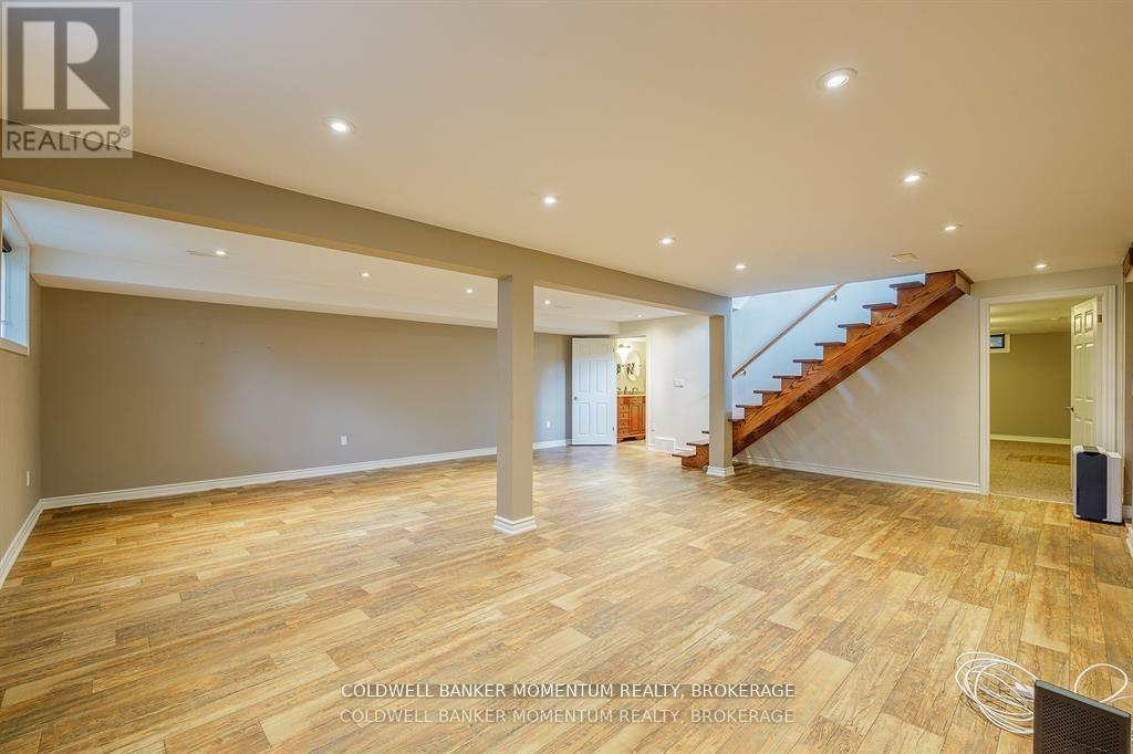 719 Welland Road, Pelham (Fenwick), Ontario  L0S 1C0 - Photo 30 - X12512230