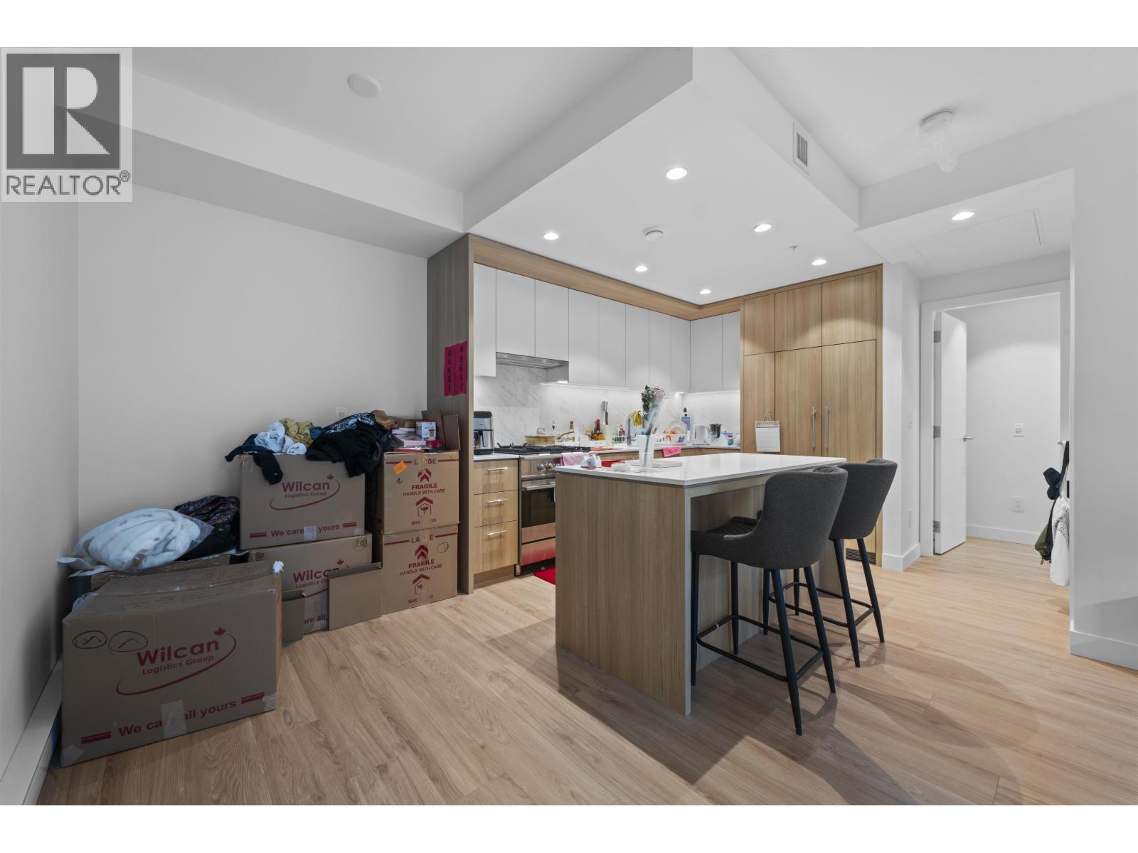 614 6085 Irmin Street, Burnaby, British Columbia  V5J 5C5 - Photo 6 - R3001364