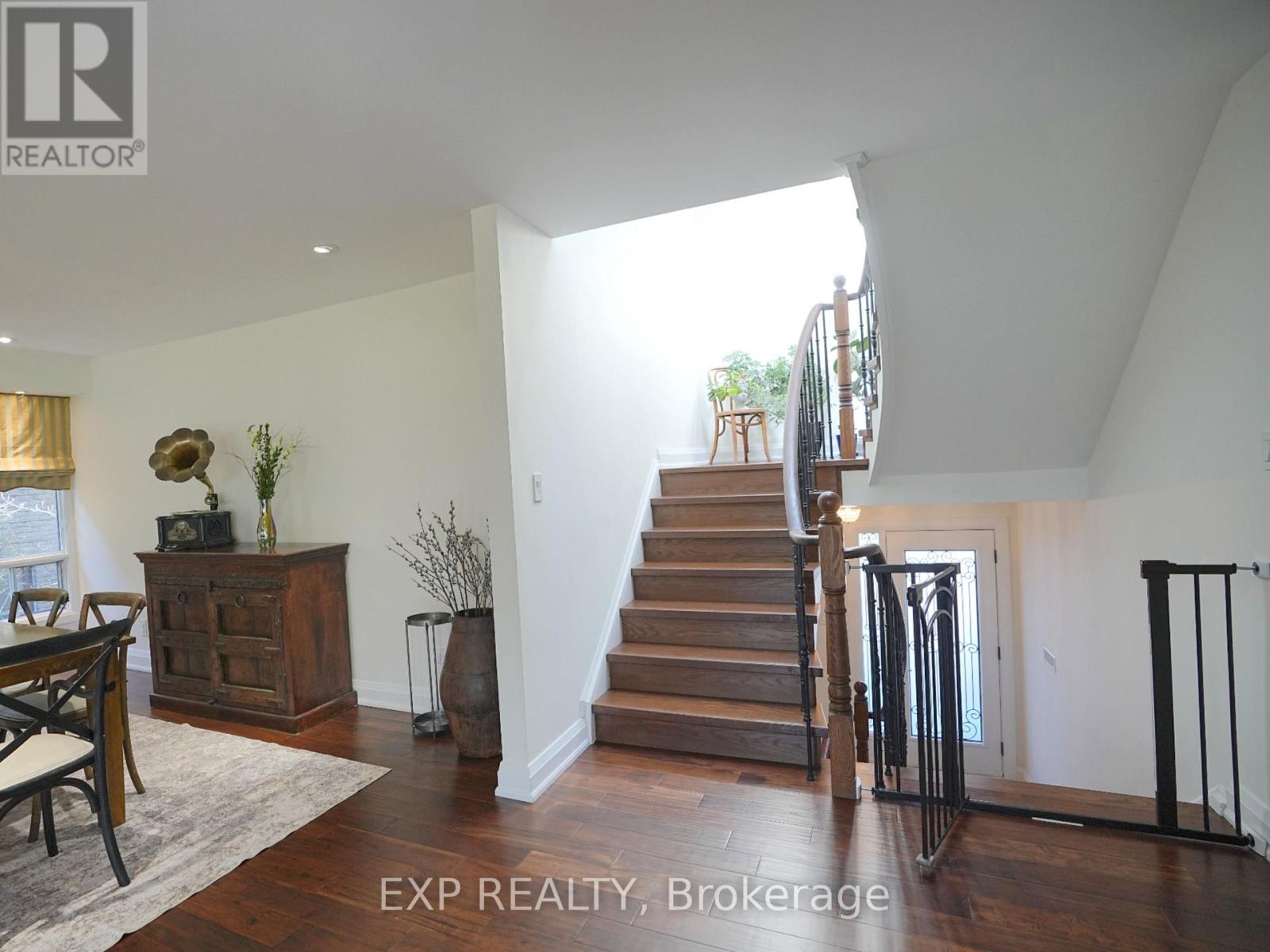 38 Tarbert Road, Toronto, Ontario  M2M 2Y2 - Photo 14 - C12473766