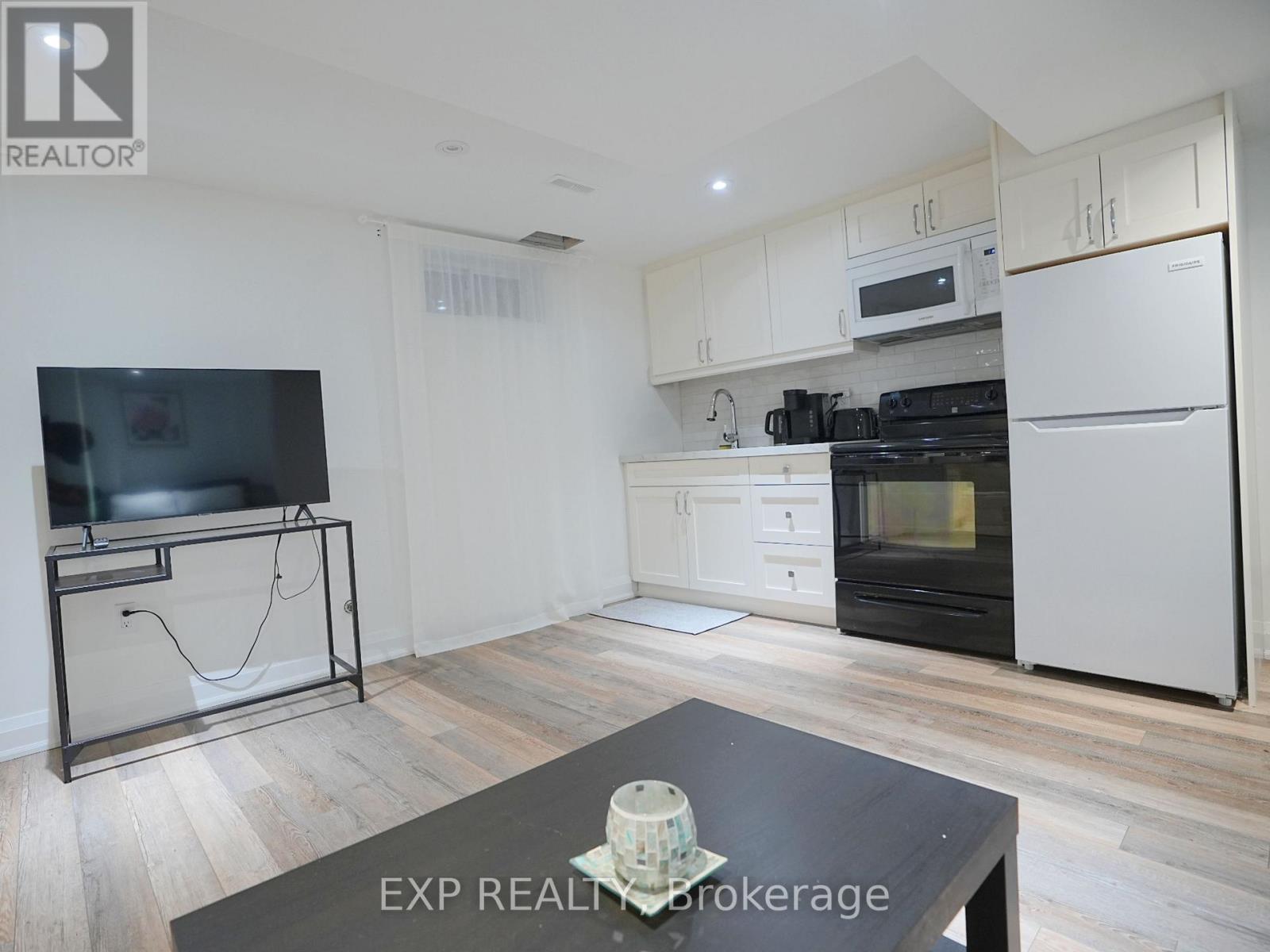 38 Tarbert Road, Toronto, Ontario  M2M 2Y2 - Photo 29 - C12473766