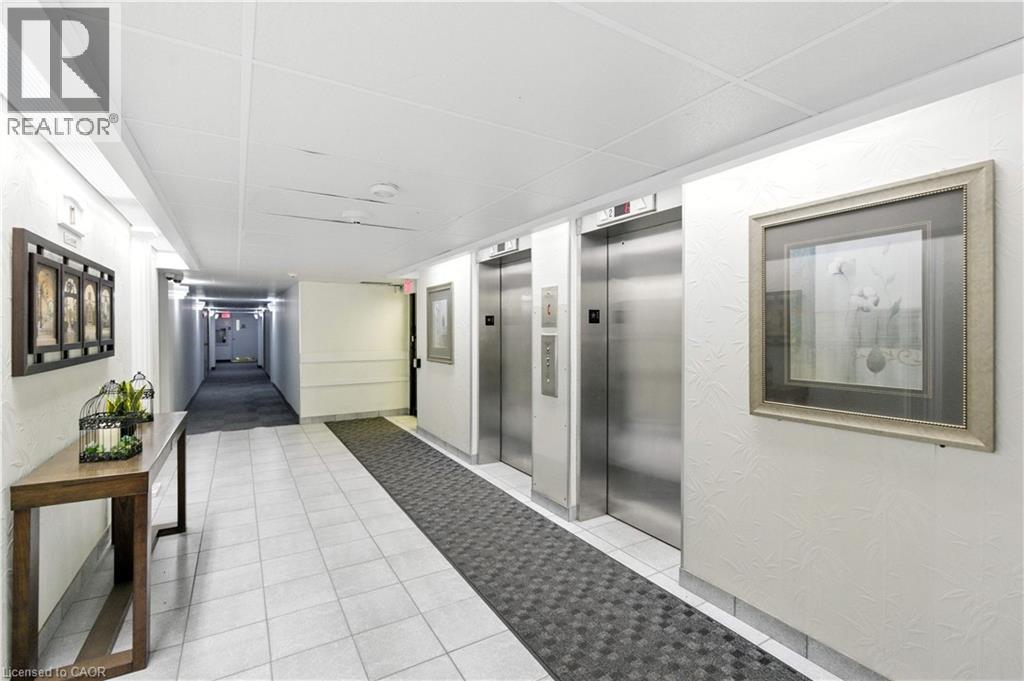 9 Bonheur Court Unit# 807, Brantford, Ontario  N3P 1Z5 - Photo 8 - 40764864