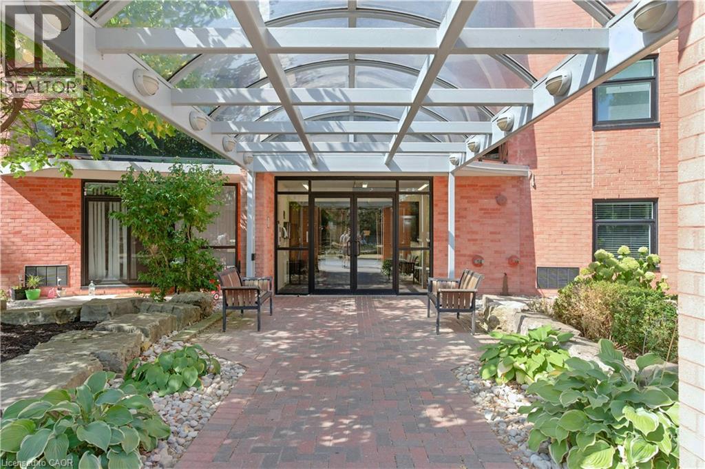 9 Bonheur Court Unit# 807, Brantford, Ontario  N3P 1Z5 - Photo 4 - 40764864