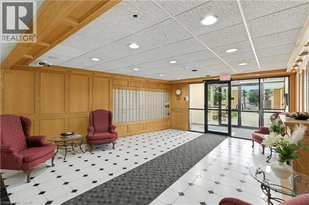 9 Bonheur Court Unit# 807, Brantford, Ontario  N3P 1Z5 - Photo 6 - 40764864