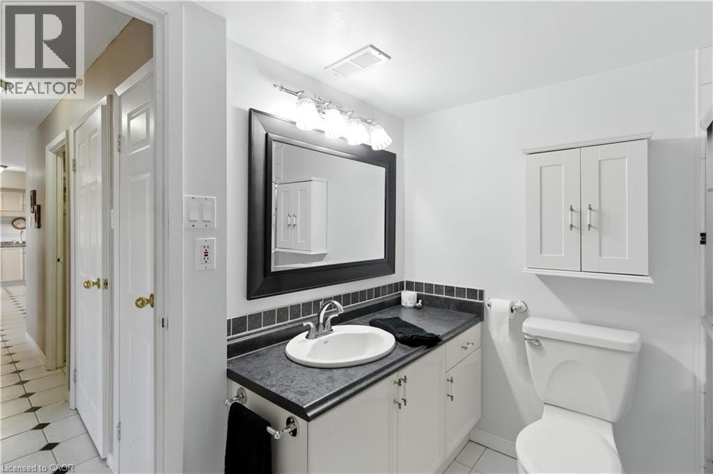 9 Bonheur Court Unit# 807, Brantford, Ontario  N3P 1Z5 - Photo 34 - 40764864