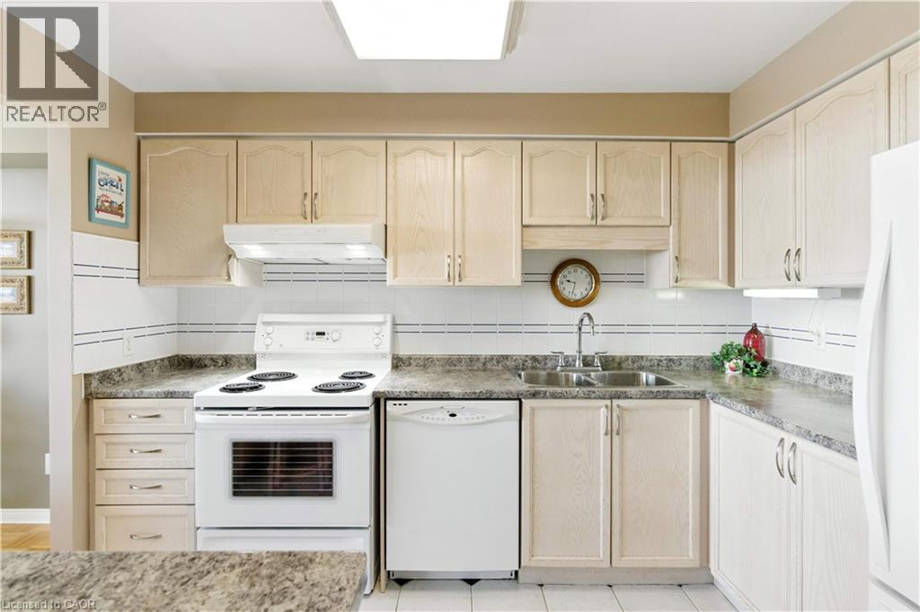 9 Bonheur Court Unit# 807, Brantford, Ontario  N3P 1Z5 - Photo 14 - 40764864