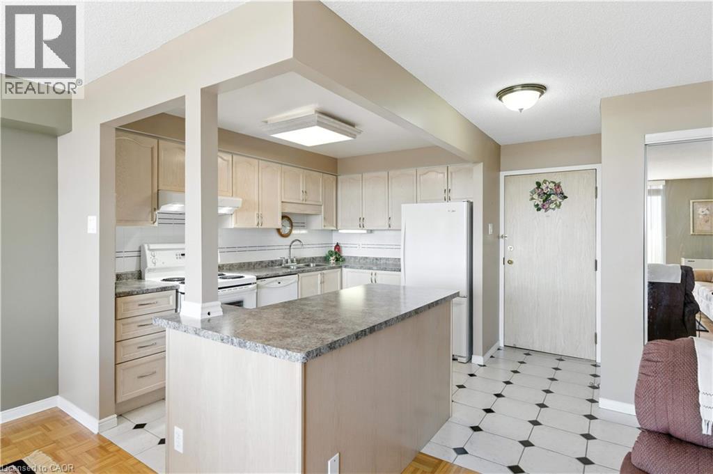 9 Bonheur Court Unit# 807, Brantford, Ontario  N3P 1Z5 - Photo 10 - 40764864