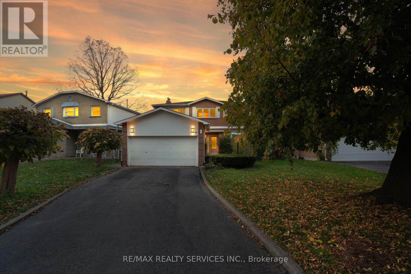 18 MITCHELL AVENUE, Brampton, Ontario