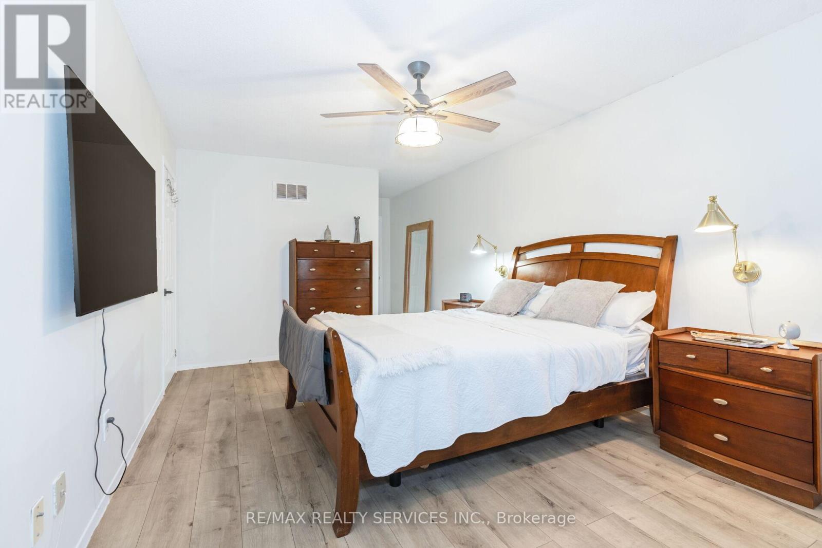 18 Mitchell Avenue, Brampton, Ontario  L6Z 1H3 - Photo 26 - W12511896